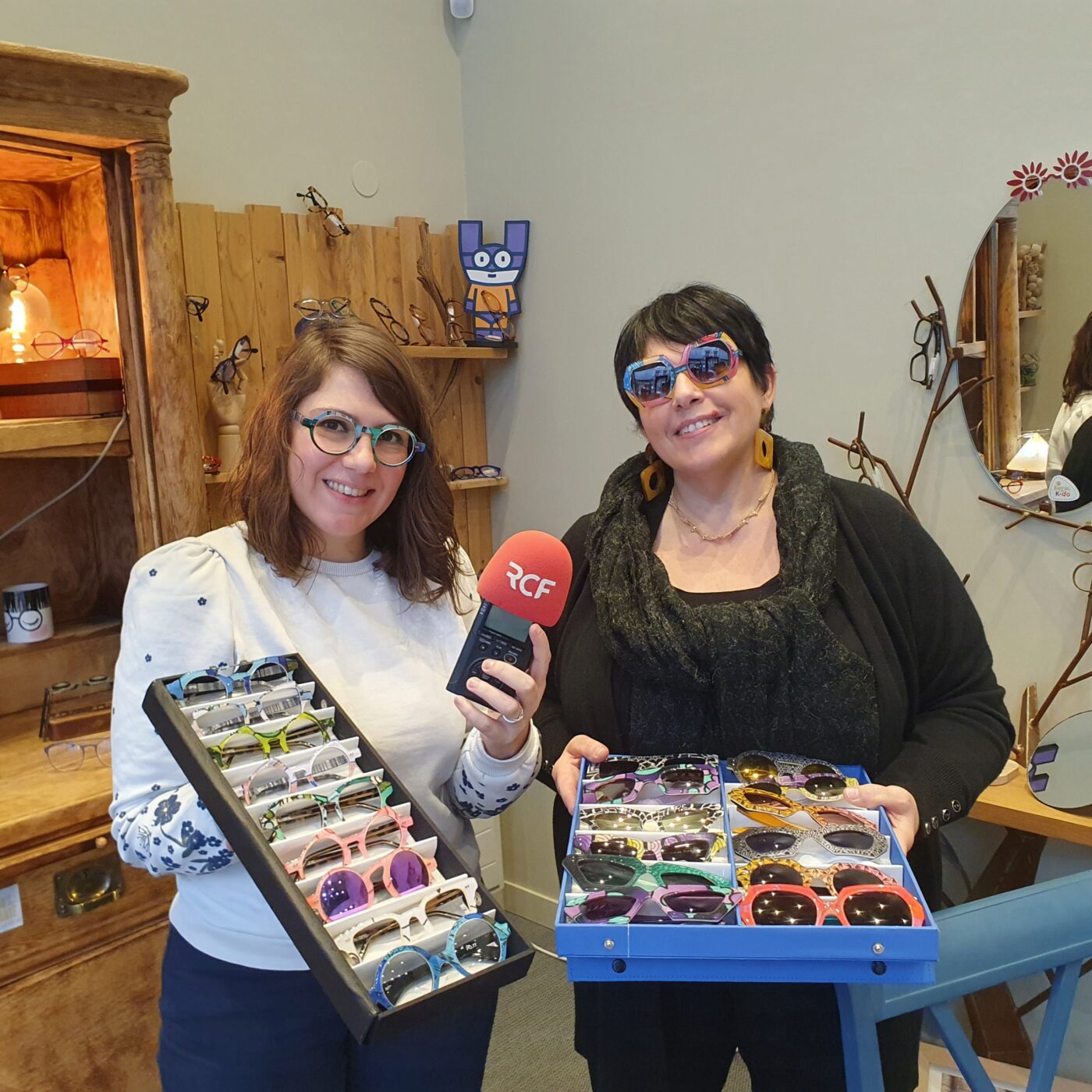 Syl'Optic à Besançon lance sa propre collection de lunettes episode artwork