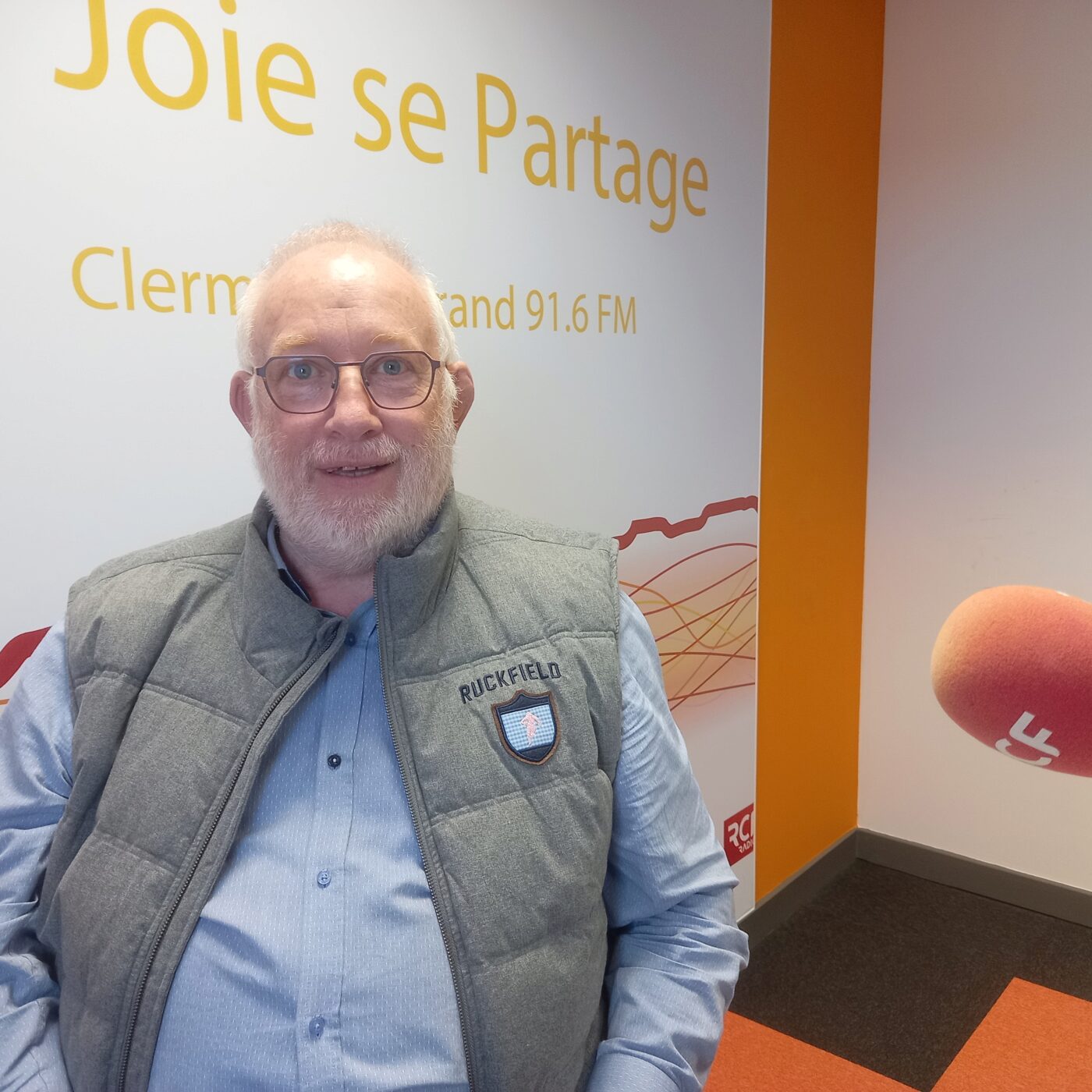 "On a des clients qui reviennent vers l'artisanat", constate Jean-Luc Helbert, président de la Chambre des métiers et de l'artisanat du Puy-de-Dôme episode artwork