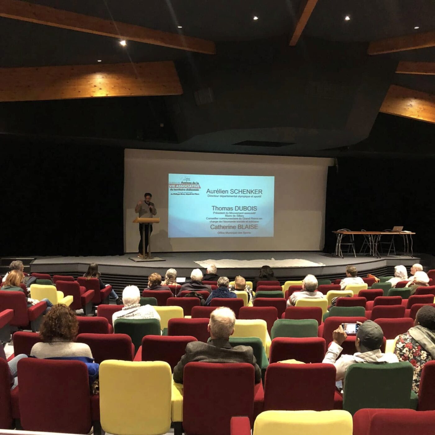 Châlons : Restitution et perspectives des Assises de la vie associatives episode artwork