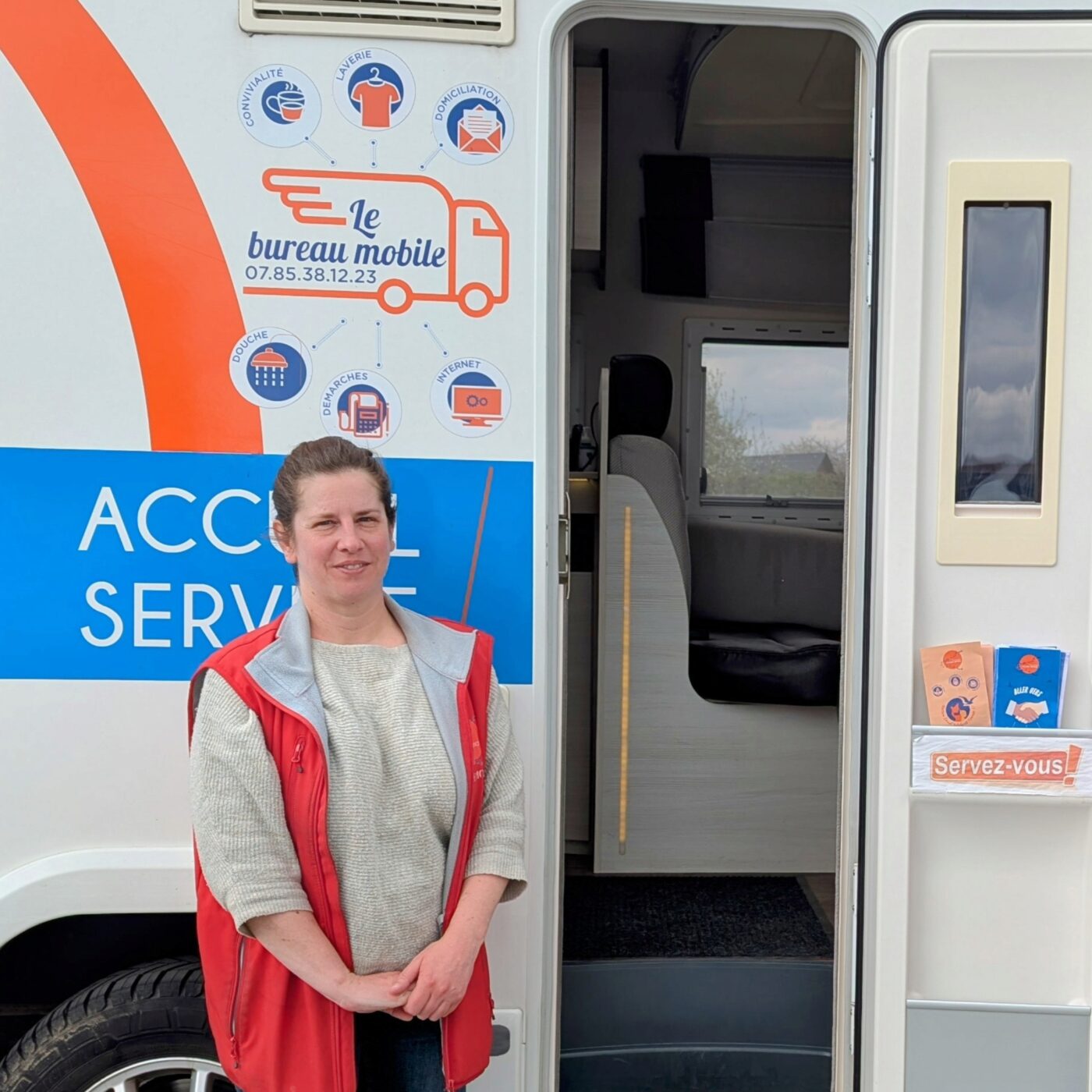 Accueil Service : une association euroise qui se bat sur tous les fronts episode artwork