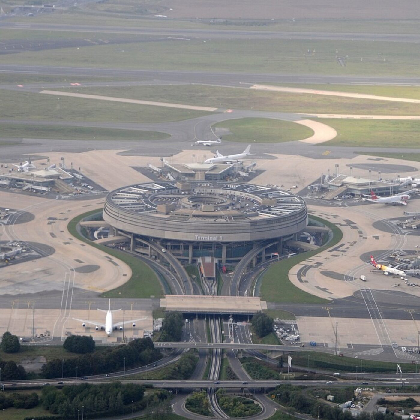 8 mars 1974: Inauguration de l'aéroport de Roissy Charles de Gaulle episode artwork