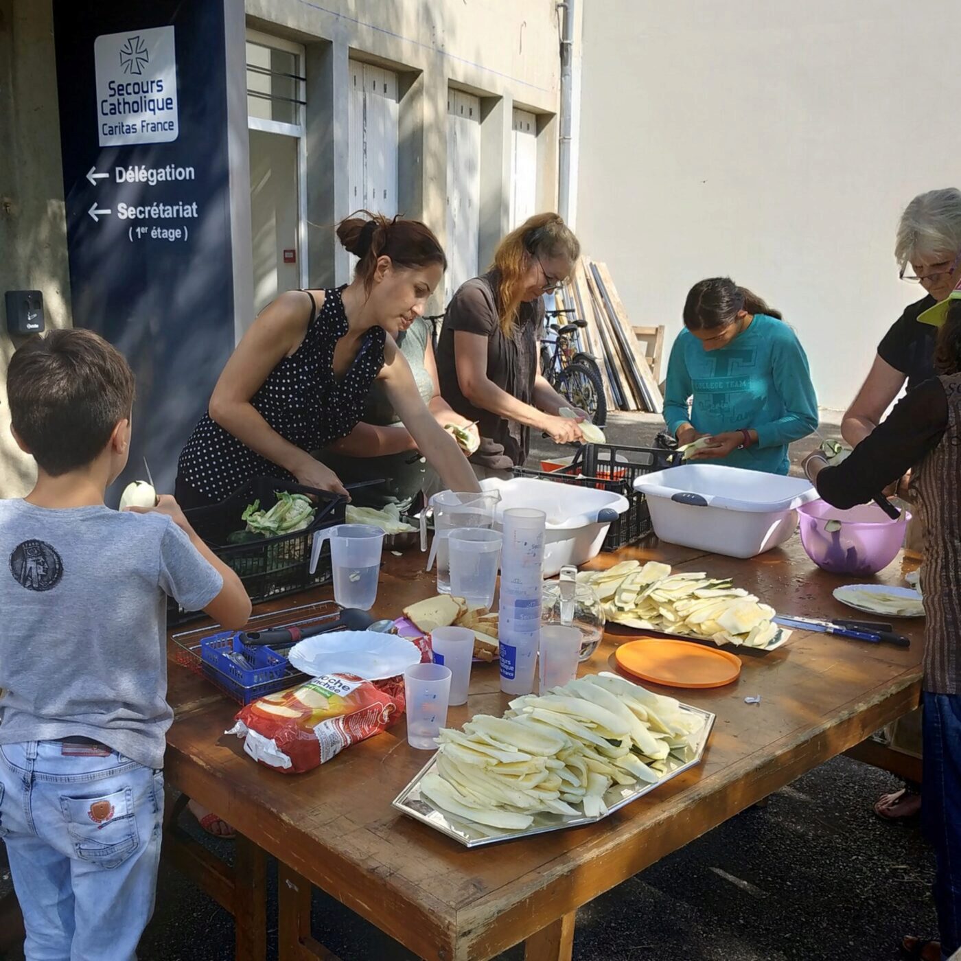 Dans le Co\'Ain