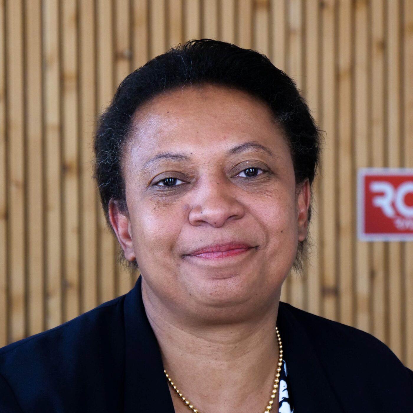 Hélène Geoffroy, maire de Vaulx-en-Velin, en version originale