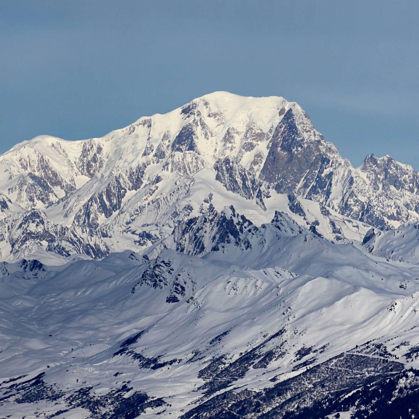 4807m, 4808m, le Mont-Blanc mesuré depuis 20 ans par les geomètres-experts episode artwork