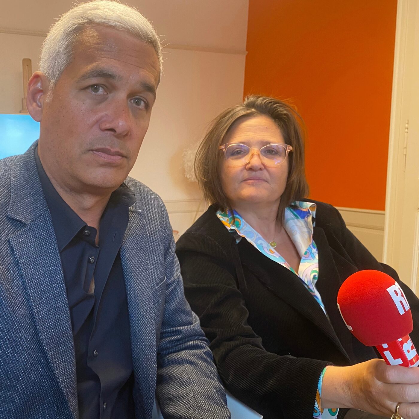 Les avocats de Jessica Moretti estiment qu'il est "trop tôt pour désigner les coupables idéaux" à Crans-Montana episode artwork