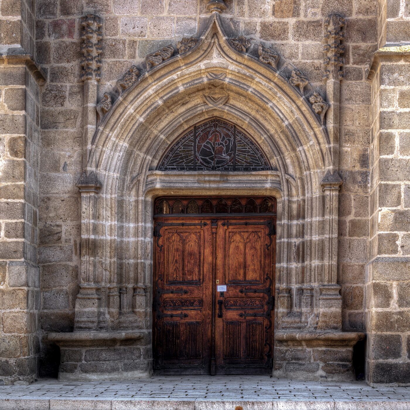 Quand les églises de nos villages restent portes closes