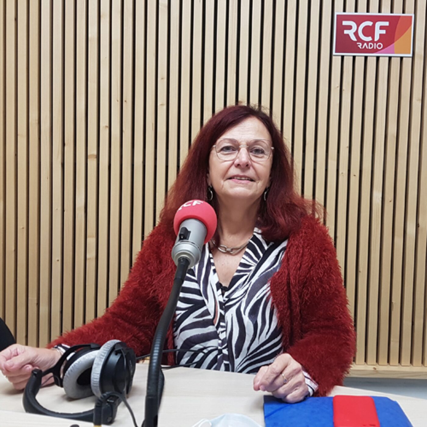 Coop-In, une association caritative qui vient en aide à l'Inde. episode artwork