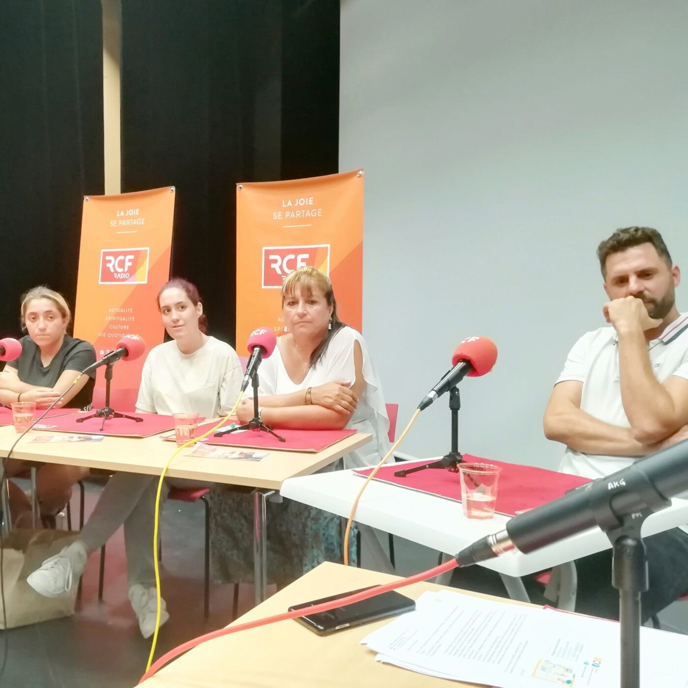 Stop au harcèlement scolaire : "La roue tourne" un film pour en parler. episode artwork