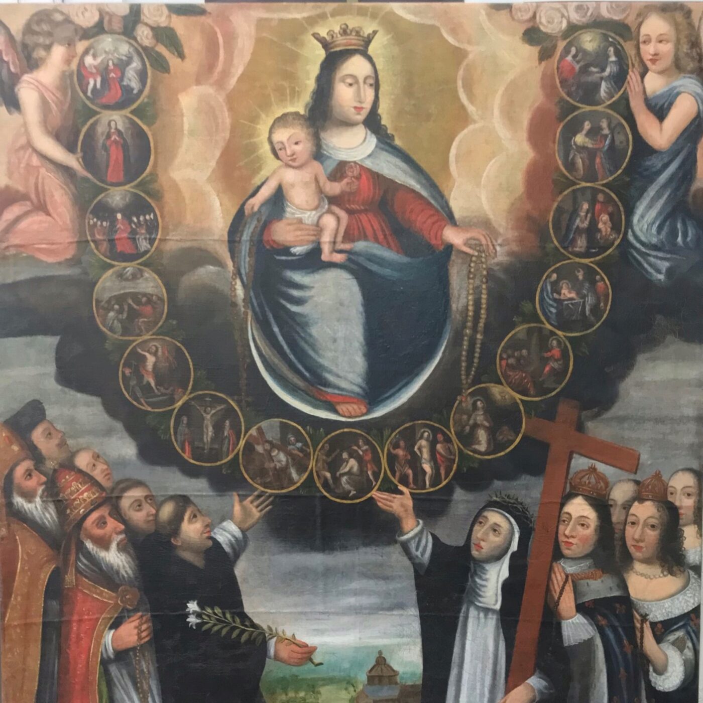Un rosaire du XVIIe siècle oublié dans un grenier episode artwork