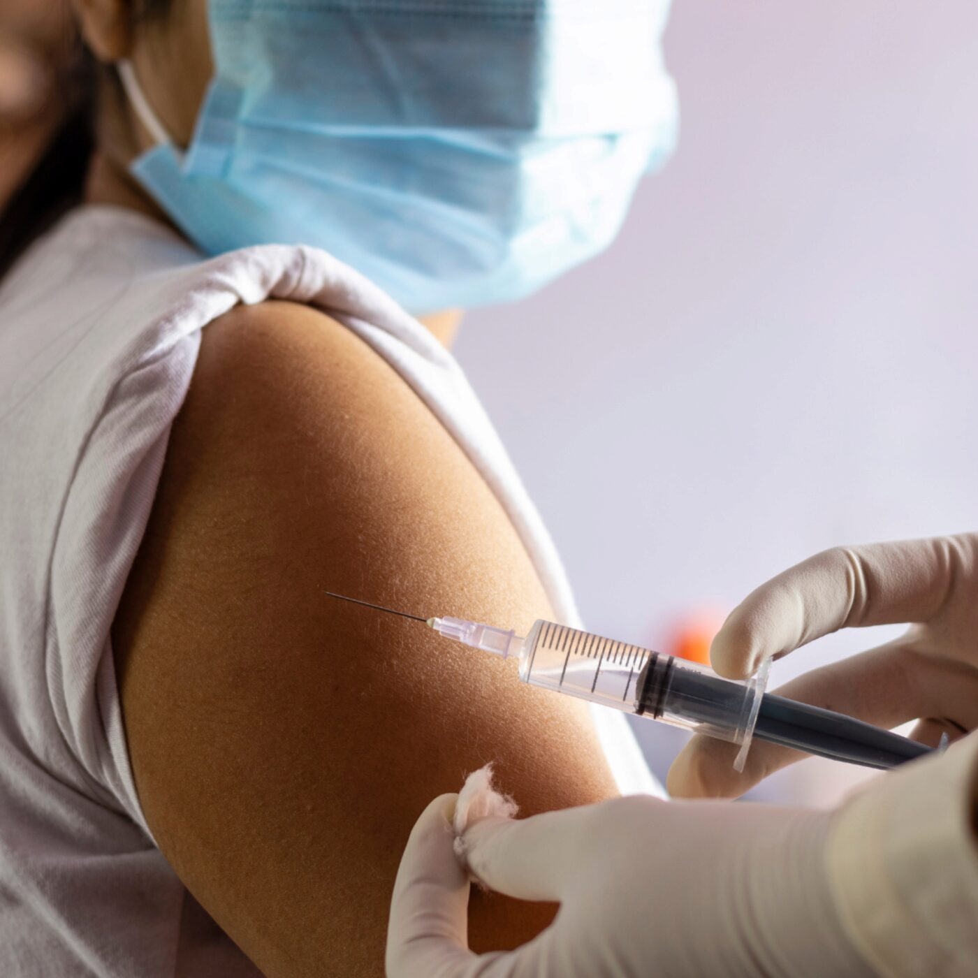 Covid : Pourquoi des rappels avec de nouveaux vaccins ? episode artwork