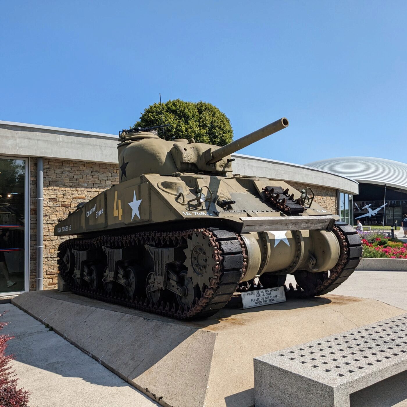 Visite de l'Airborn Museum à Sainte-Mère-Église 2/5 episode artwork