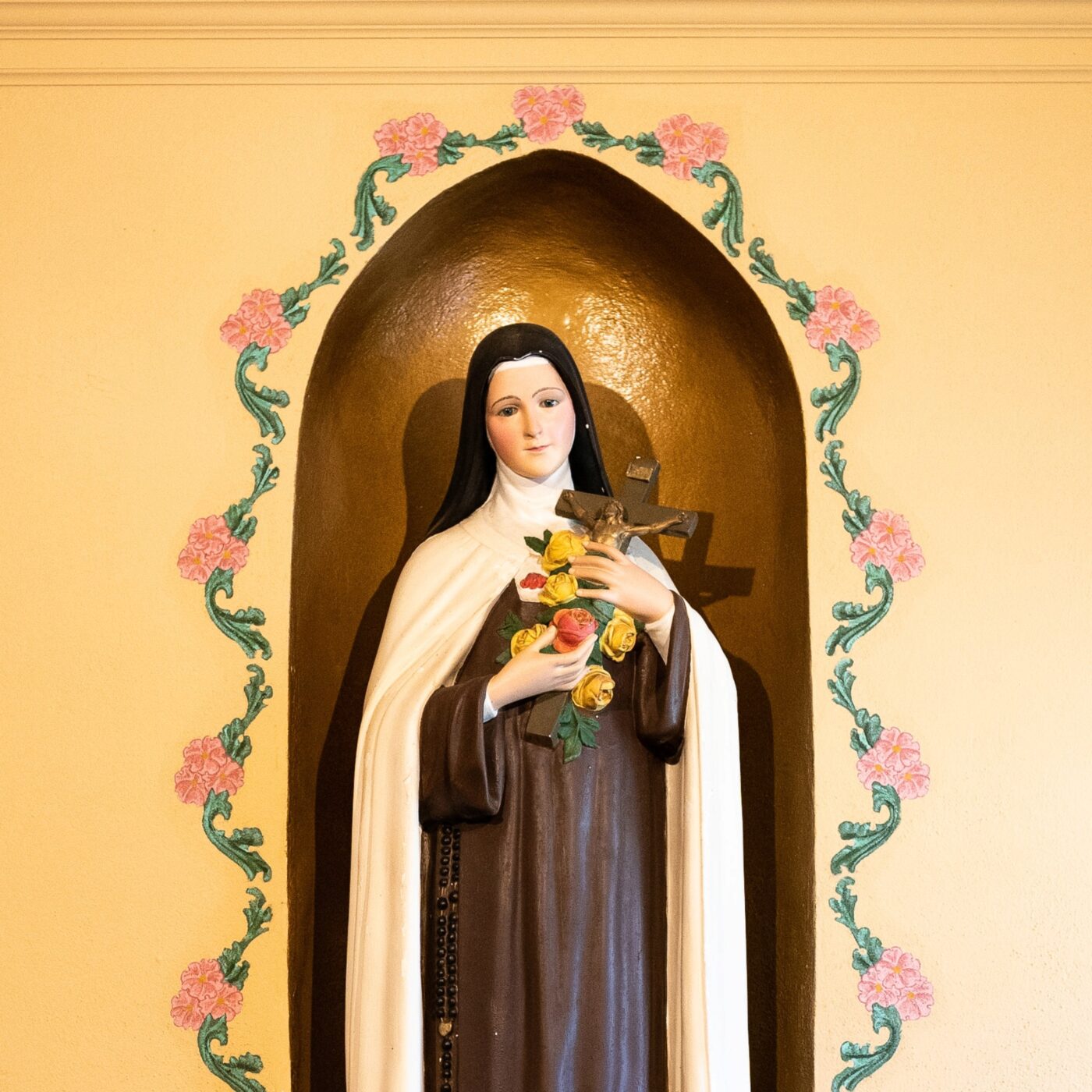 Avec Thérèse de Lisieux, partager les pétales de roses episode artwork