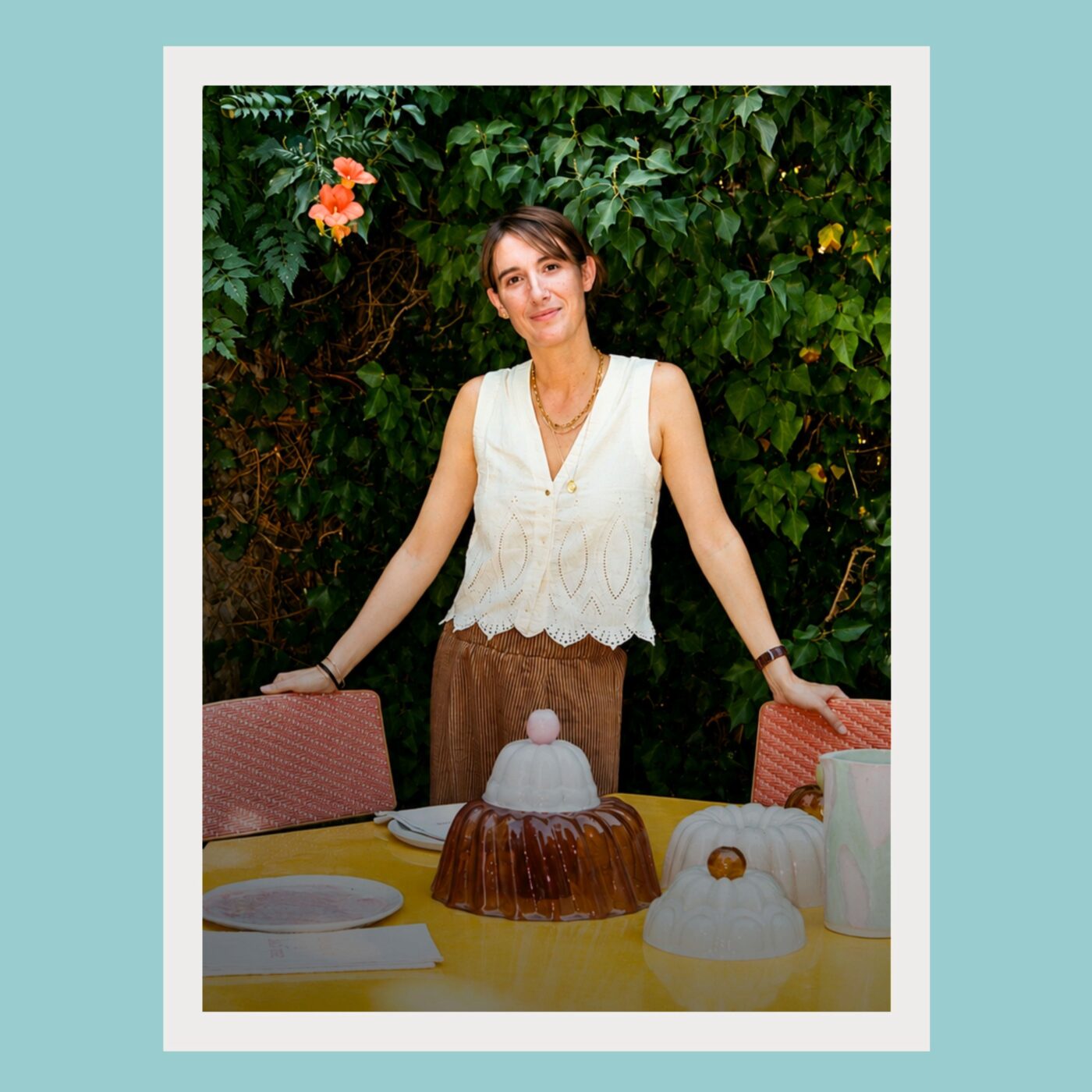 #544 Isabelle Castanier (Une maison à St Tropez) | Elle transforme sa maison de famille en galerie à Saint-Tropez