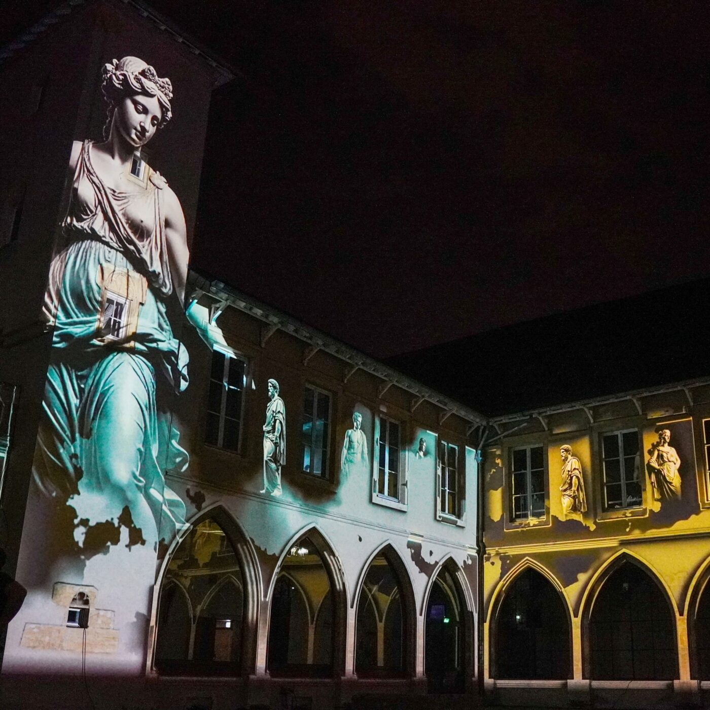Festival Constellations : Concours de mapping Vidéo avec Simon Lazarus #5 episode artwork