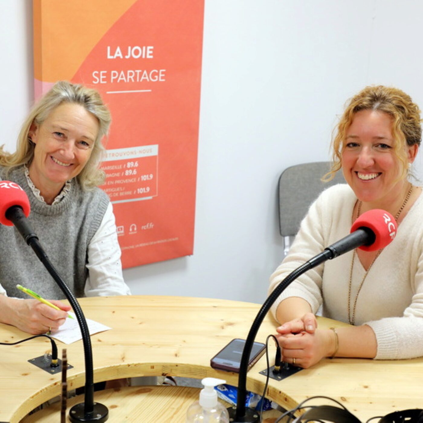 Bernadette Bouzereau et Alexia Arrigoni sur l'Artisanat Monastique episode artwork
