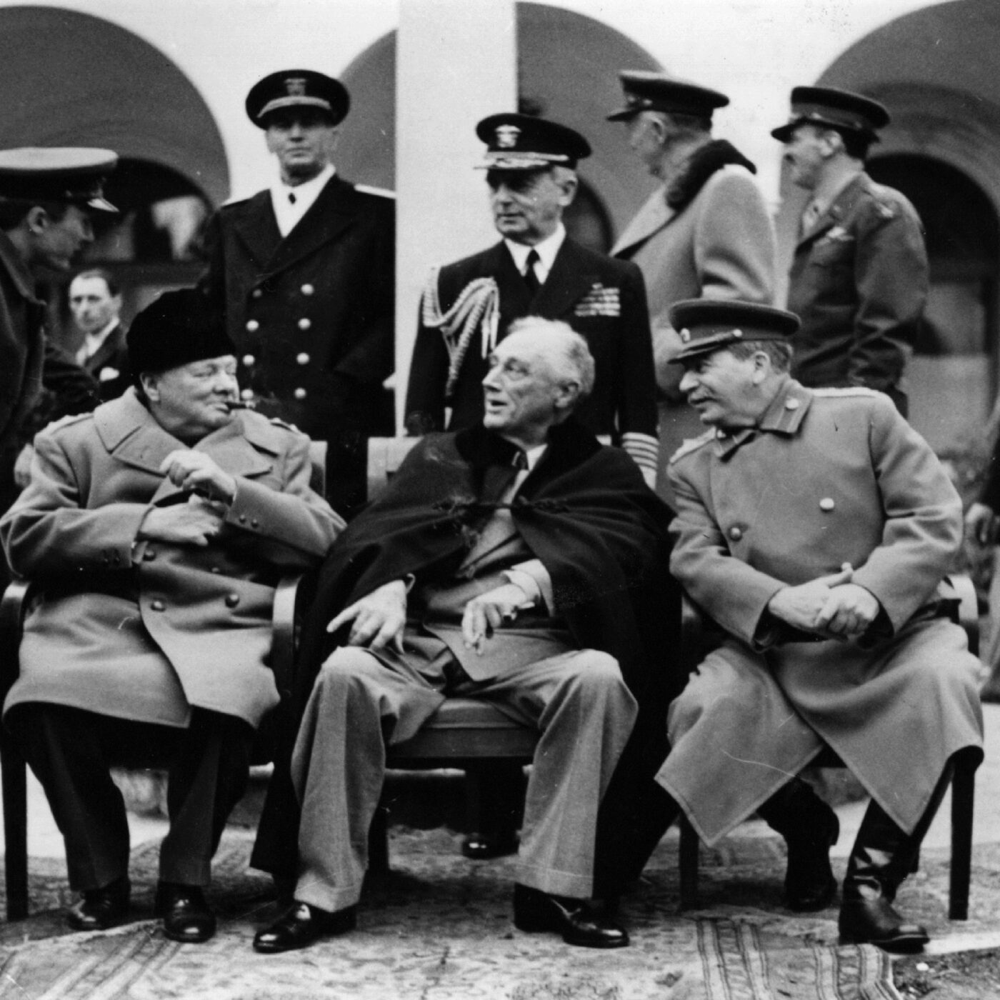 4 février 1945: le début de la conférence de Yalta episode artwork