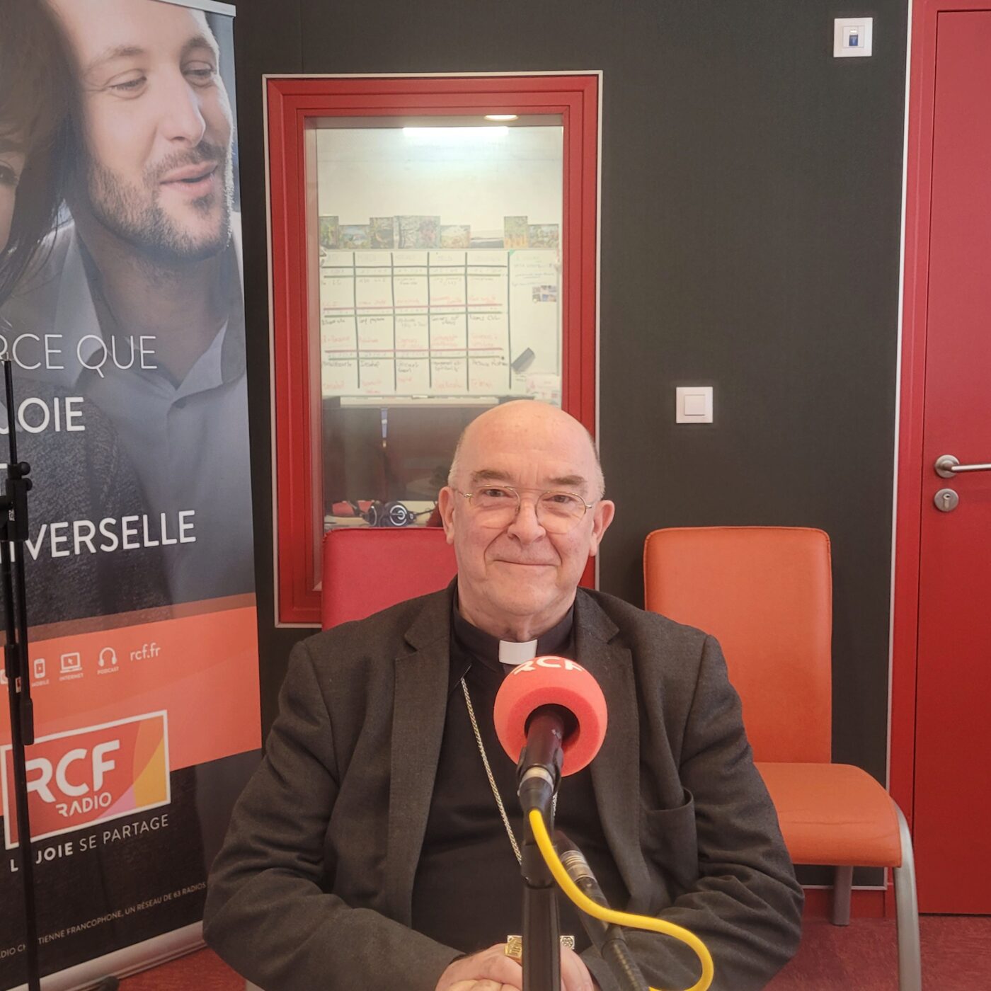 Mgr Bestion découvre les soeurs Franciscaines servantes de Marie en Inde episode artwork