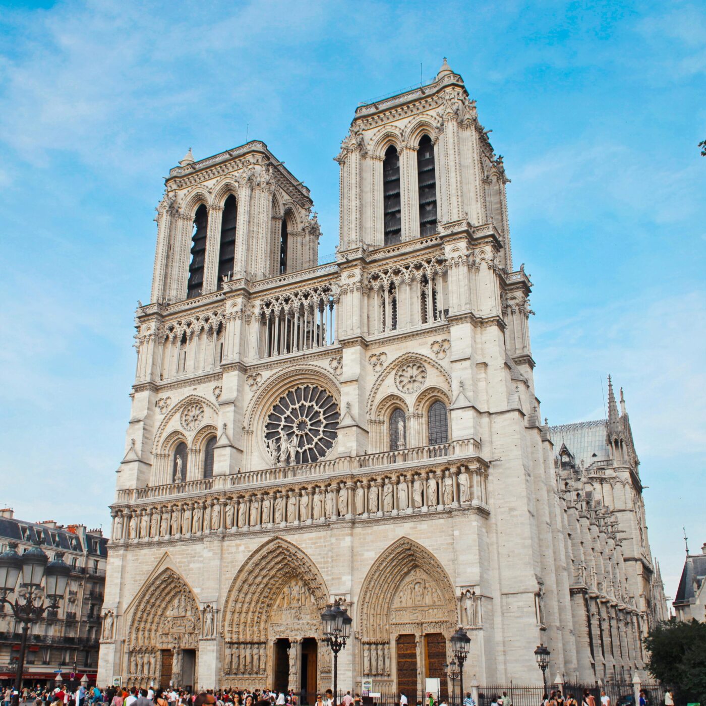 L'entrée de Notre Dame doit-elle être payante ? episode artwork