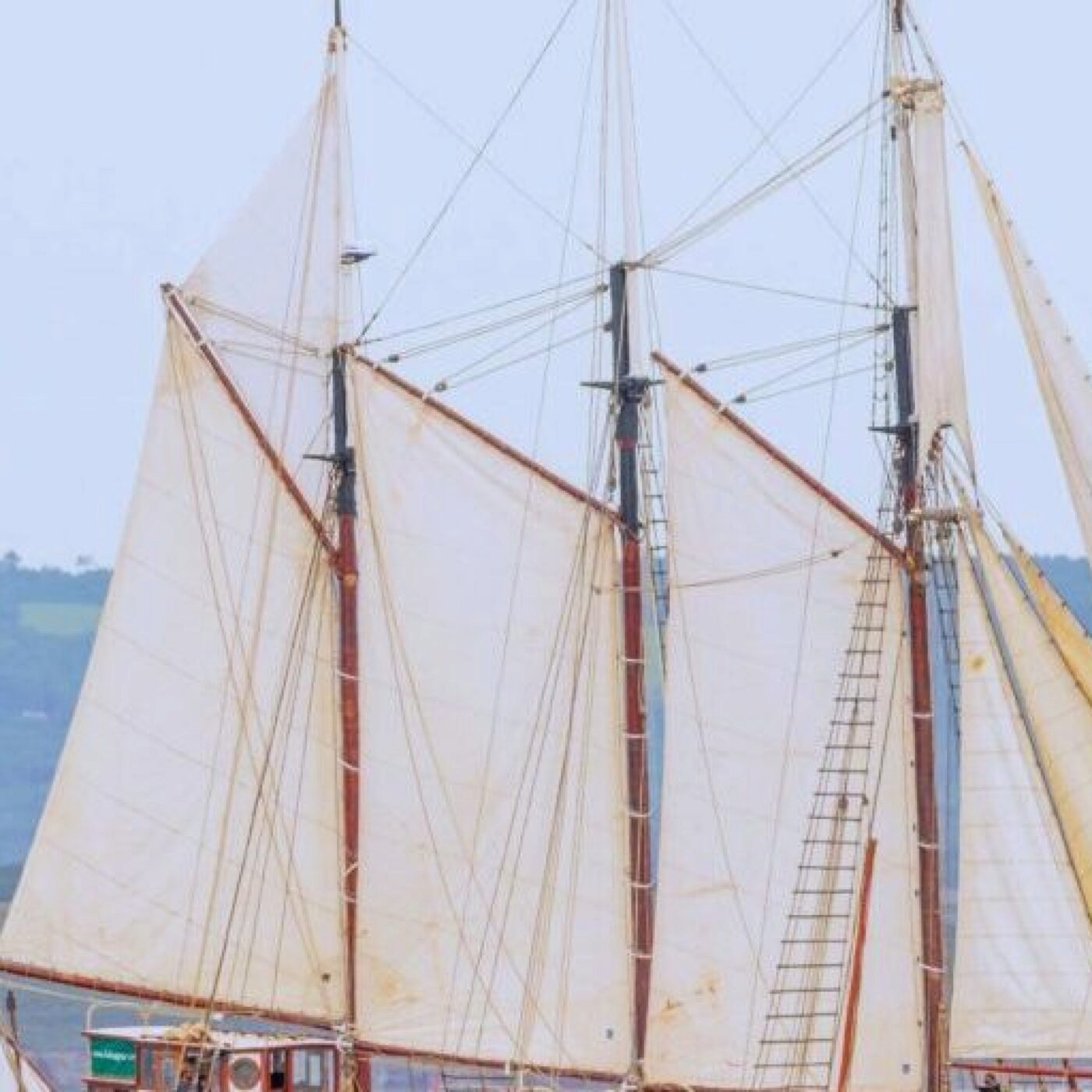 200 jeunes prennent le large pour promouvoir la paix en Méditerranée episode artwork