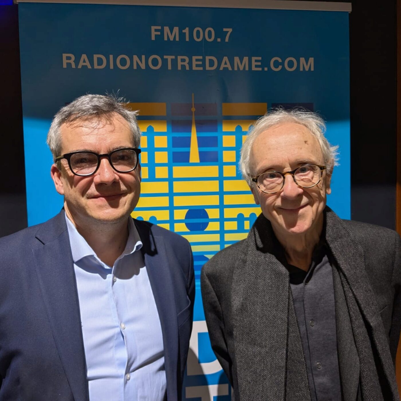 Le débat du mardi 09 décembre 2025 episode artwork