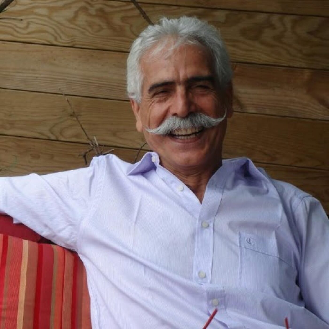 Polychrome, pour dépasser les frontières