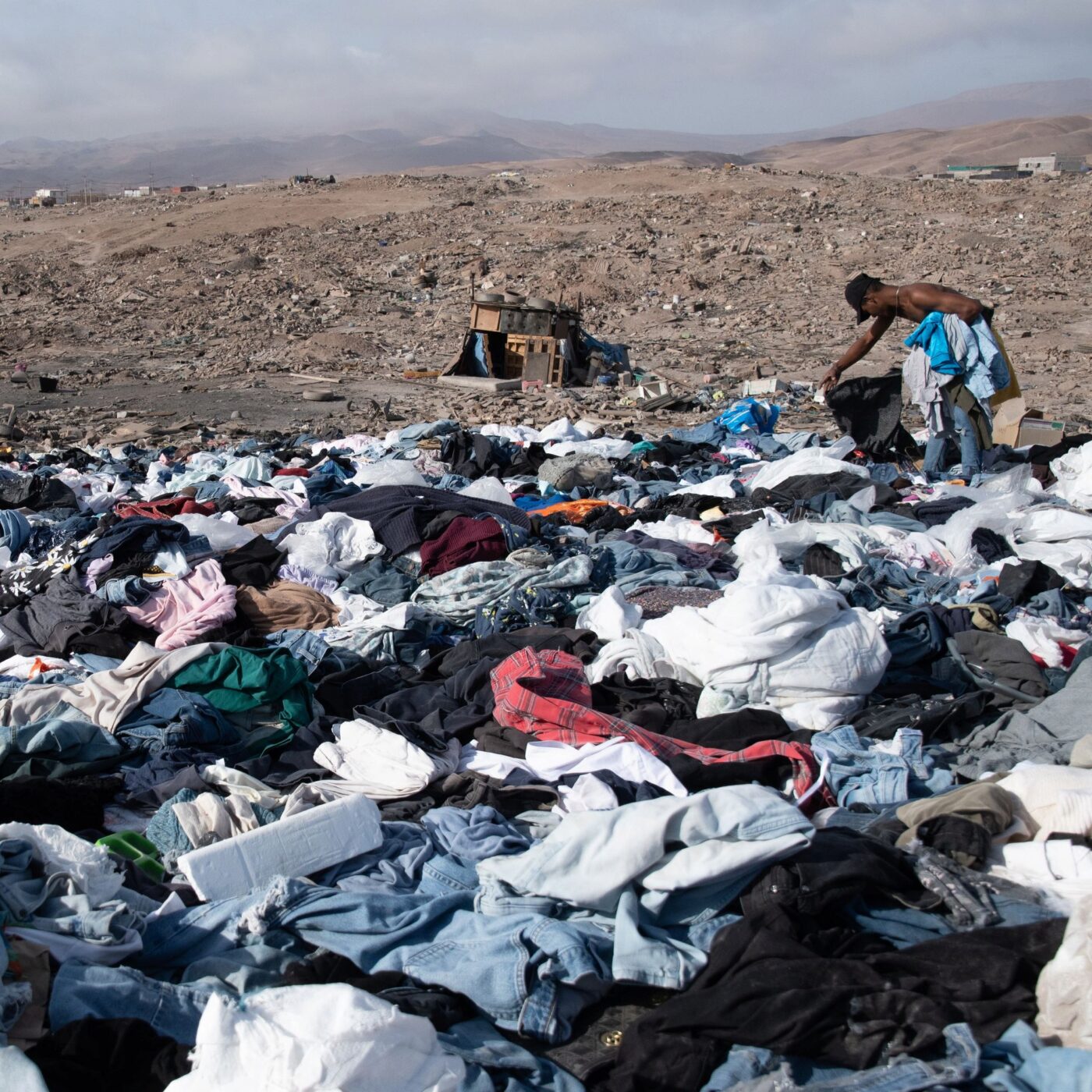 Chili : les décharges sauvages de la fast fashion Chili : les décharges sauvages de la fast fashion