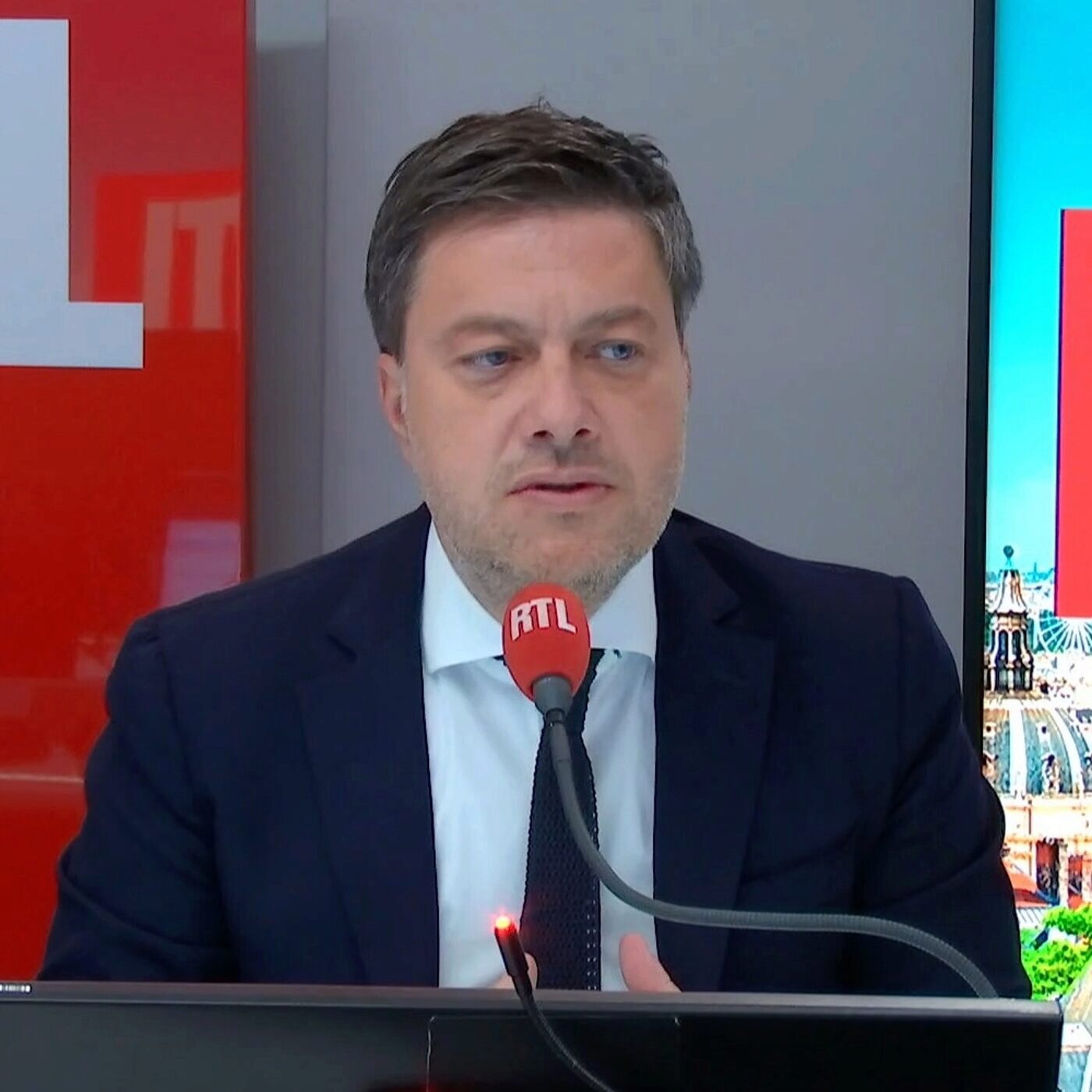 Benoît Payan, maire de Marseille : "J'ai reçu 402 menaces de mort"