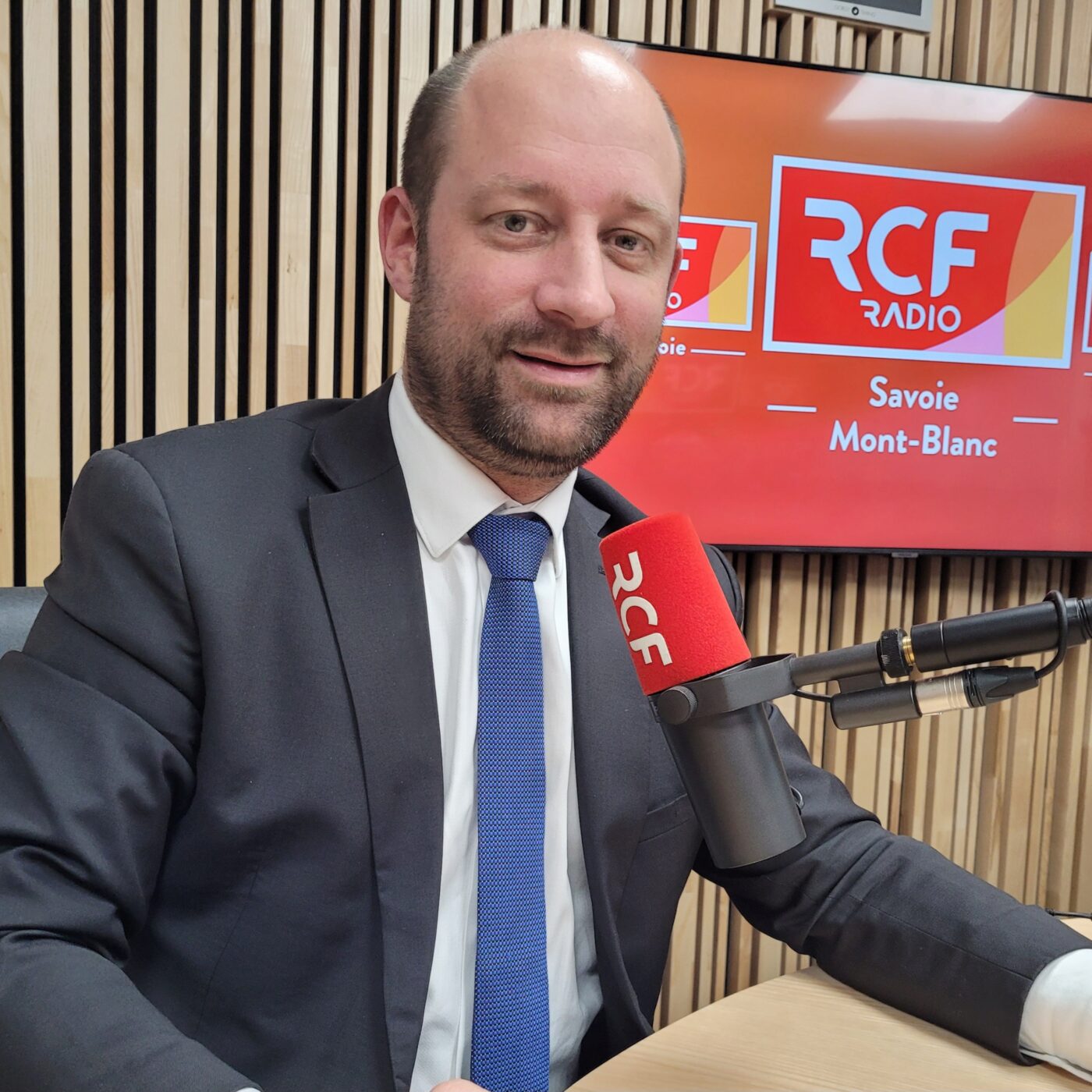 Loïc Hervé : "Le climat politique haut-savoyard devient détestable" episode artwork
