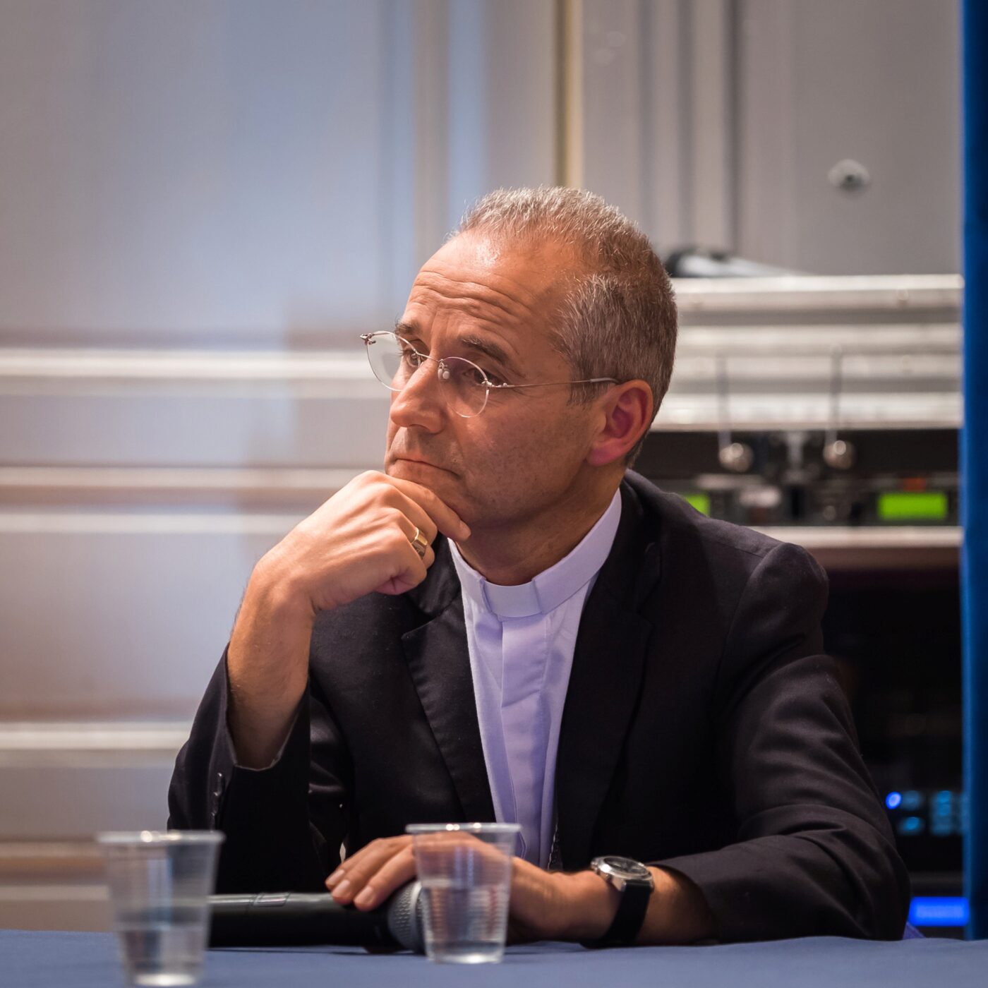 L'archevêque d'Alger Mgr Jean Paul Vesco élevé au rang de cardinal episode artwork