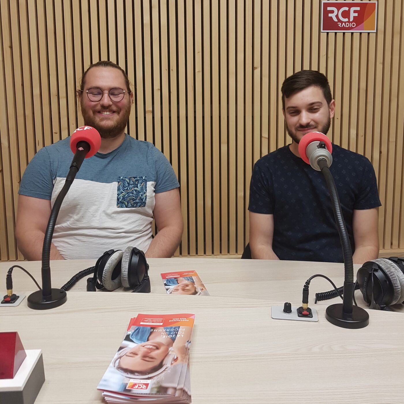 Le Phnmn fréquences festival et des conseils d'éducation canine episode artwork