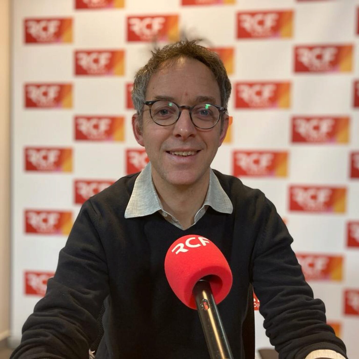 Adoption de la loi immigration : « Le texte ne prend pas en mesure la situation des personnes » dénonce Guillaume Rossignol, de JRS France