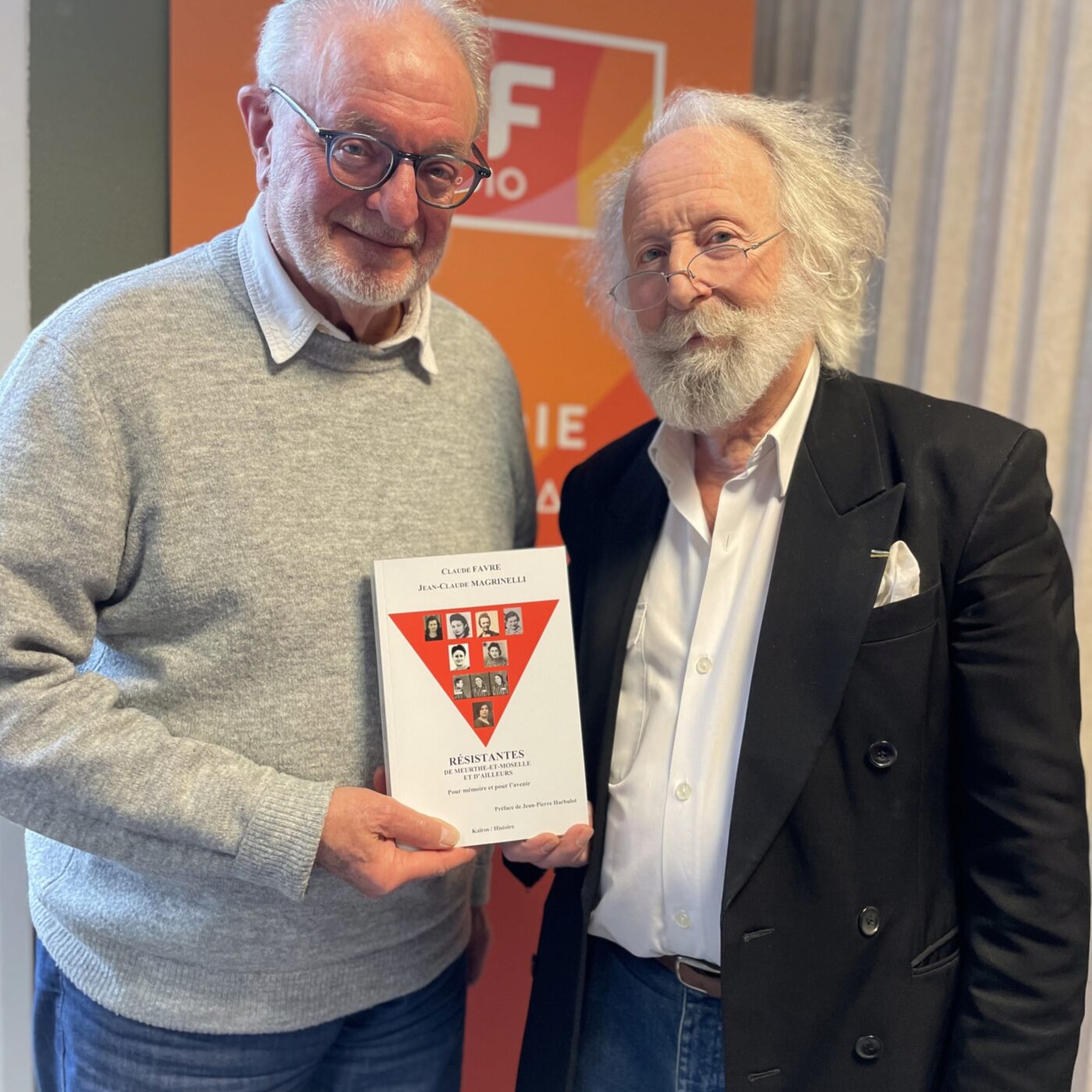 Ouvrons les guillemets