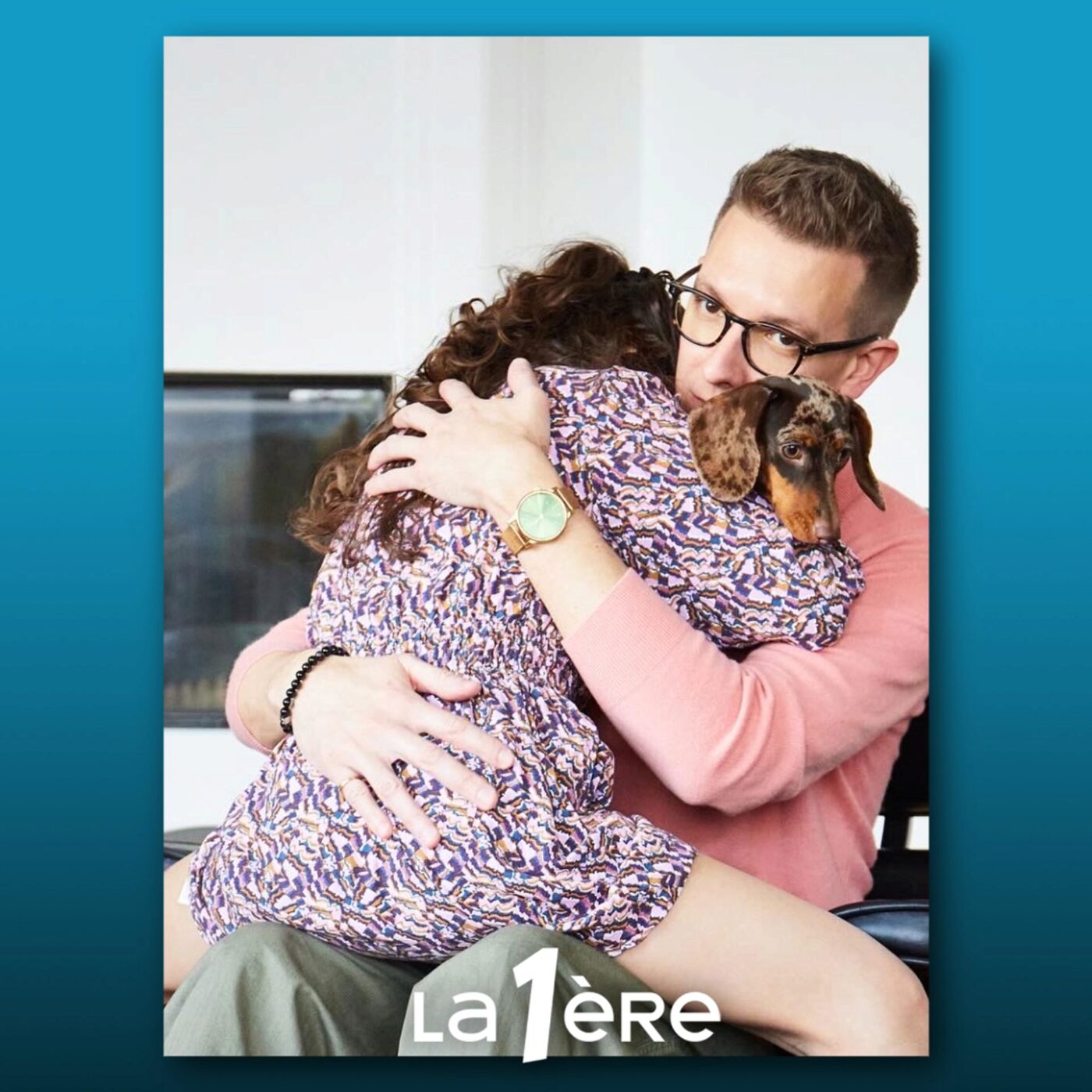 Quand les ados grandissent et discutent au téléphone avec leurs ami.es