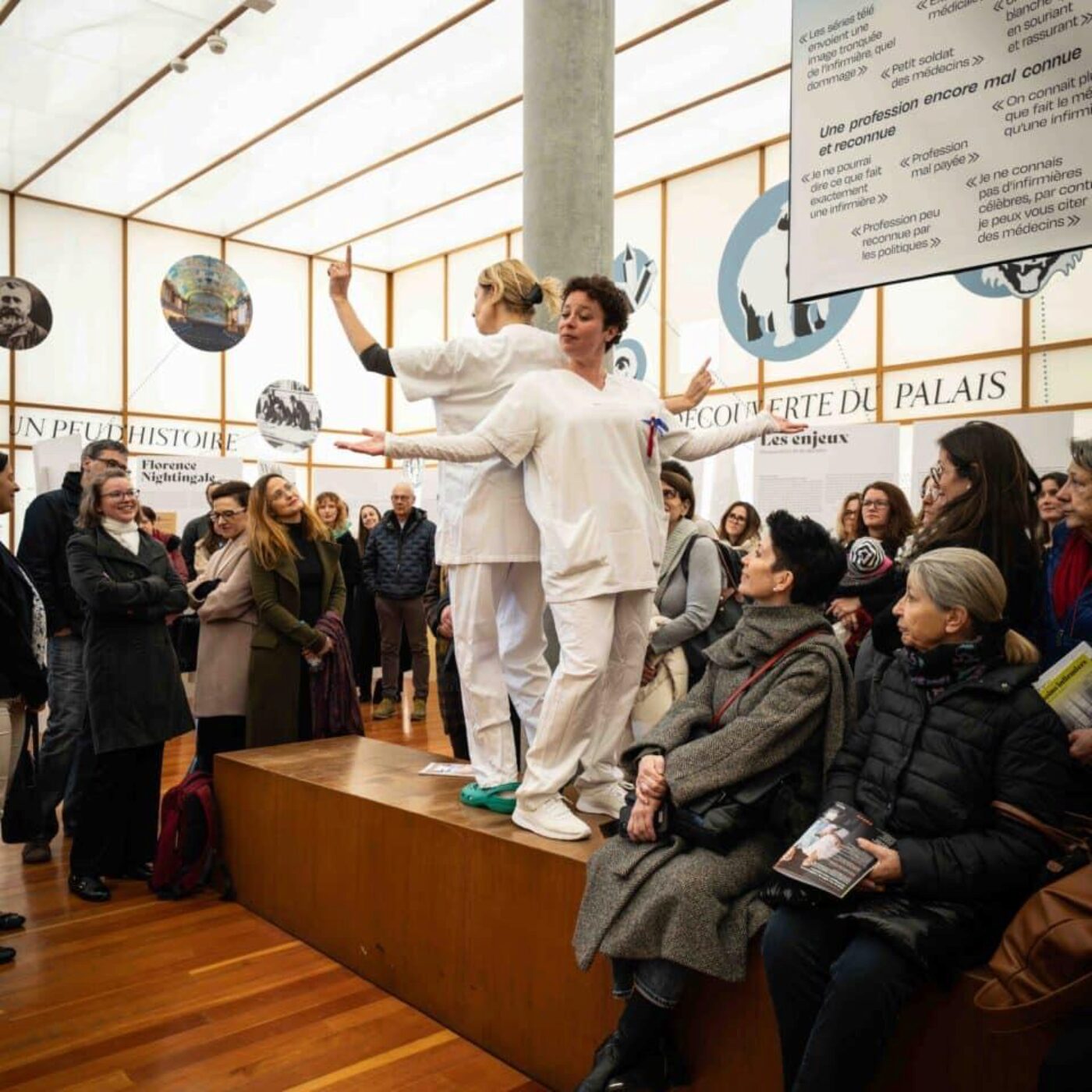 L'invisibilisation des soins infirmiers, Louis XIV et le lien maternel