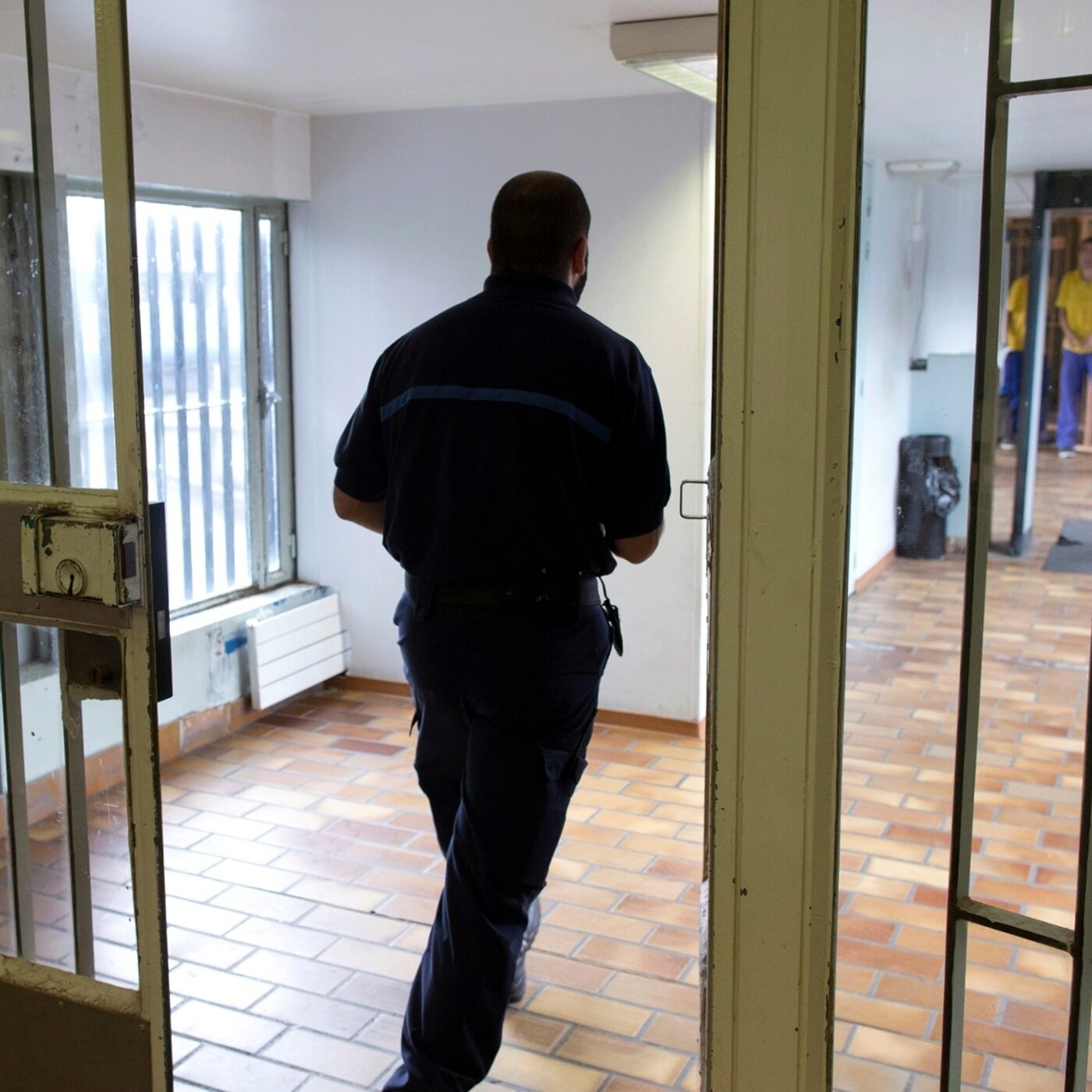 Fouilles en prison : Sébastien Nicolas est l'invité de Anne-Sophie Lapix episode artwork