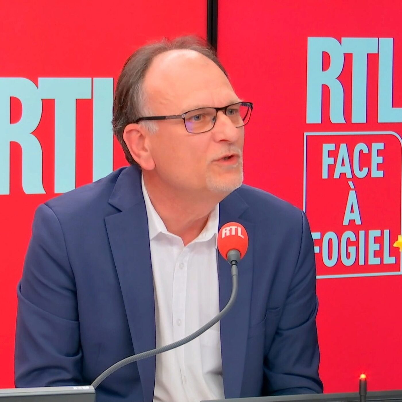 Le président du directoire de l'Institut Curie trace les grandes orientations de la recherche contre le cancer