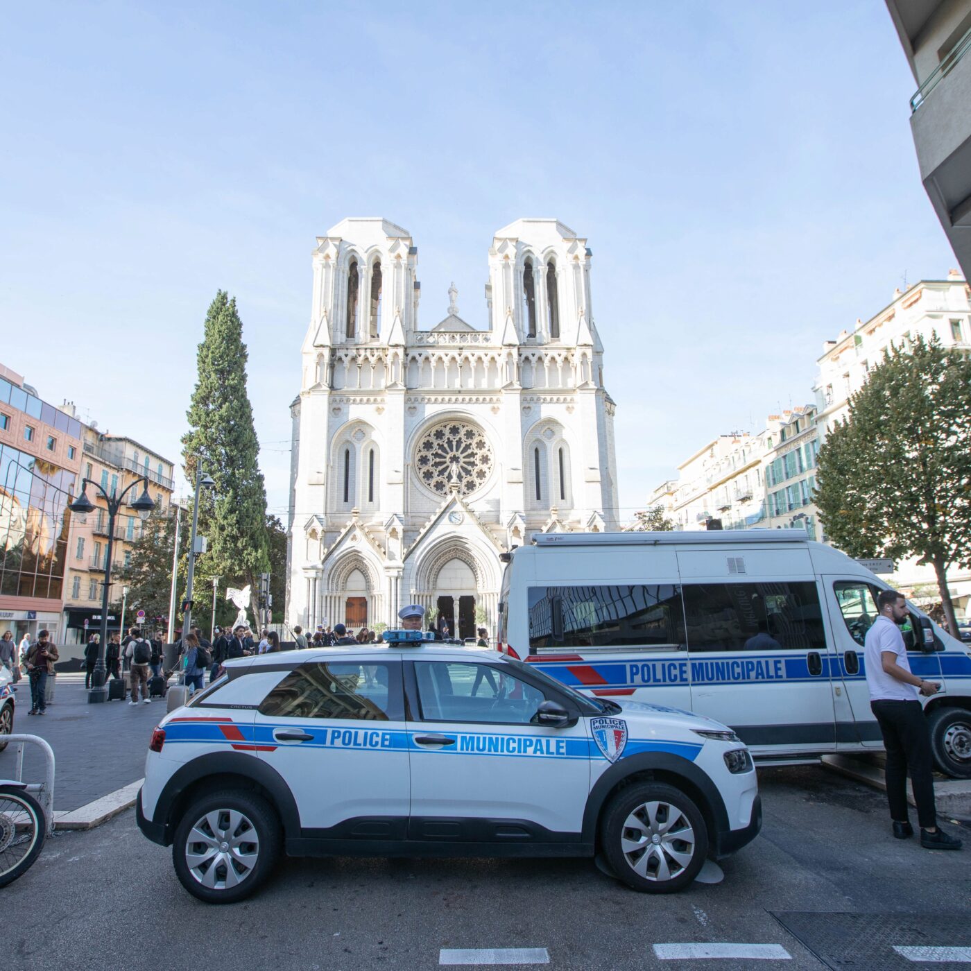 Attentat de la basilique de Nice : L'Eglise veut être reconnue partie civile episode artwork