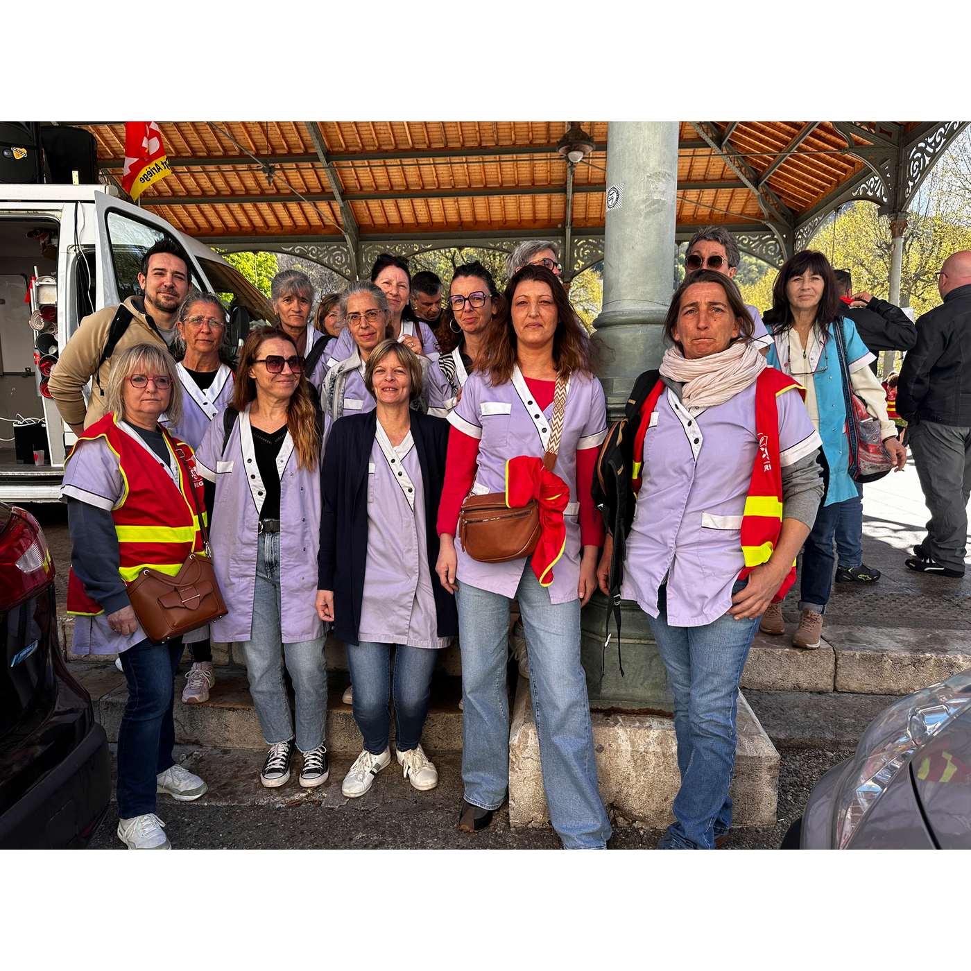 episode cover Aide à domicile : 