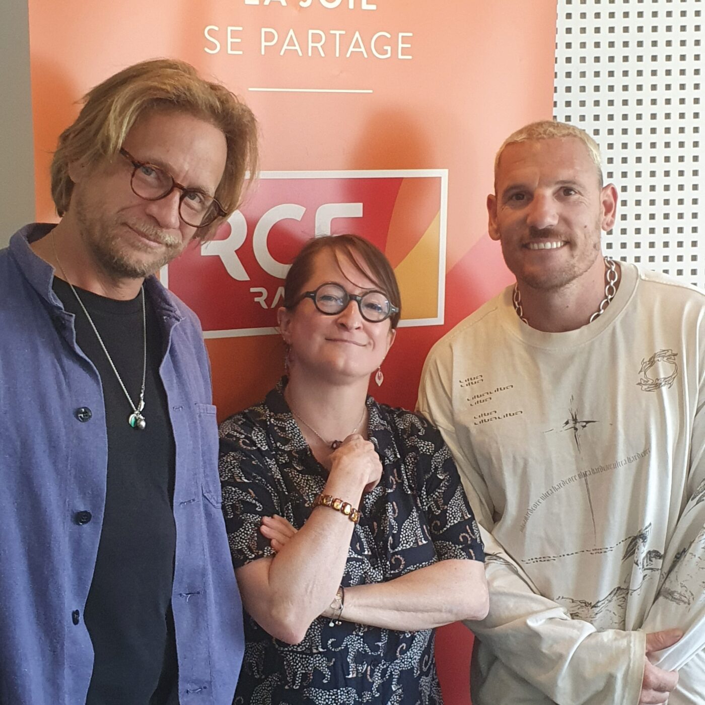 Jérémie Renier et Loury Lag pour le documentaire "D'un monde à l'autre" episode artwork