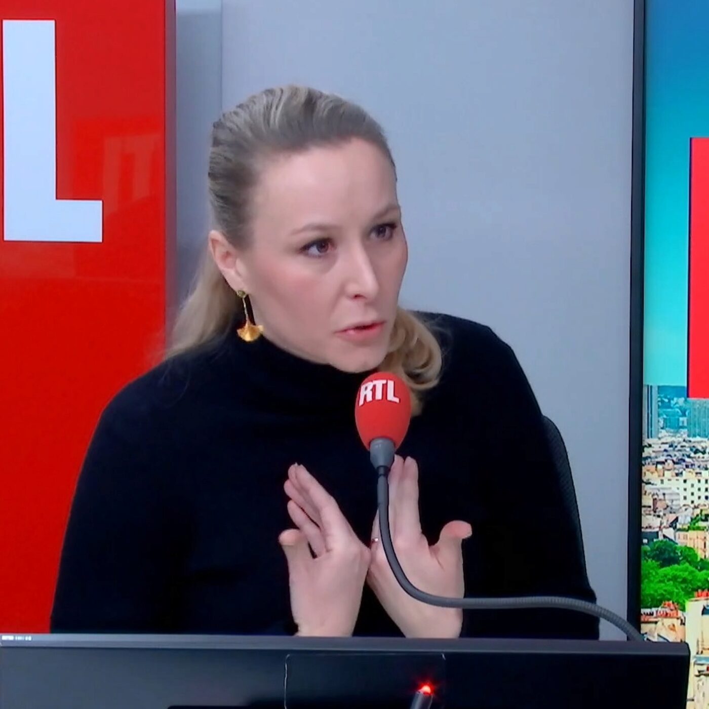 Procès de Marine Le Pen : sur RTL, Marion Maréchal dit avoir "le sentiment que les gens de droite ne sont pas traités de la même façon que ceux de gauche" Procès de Marine Le Pen : sur RTL, Marion Maréchal dit avoir "le sentiment que les gens de droite ne sont pas traités de la même façon que ceux de gauche"