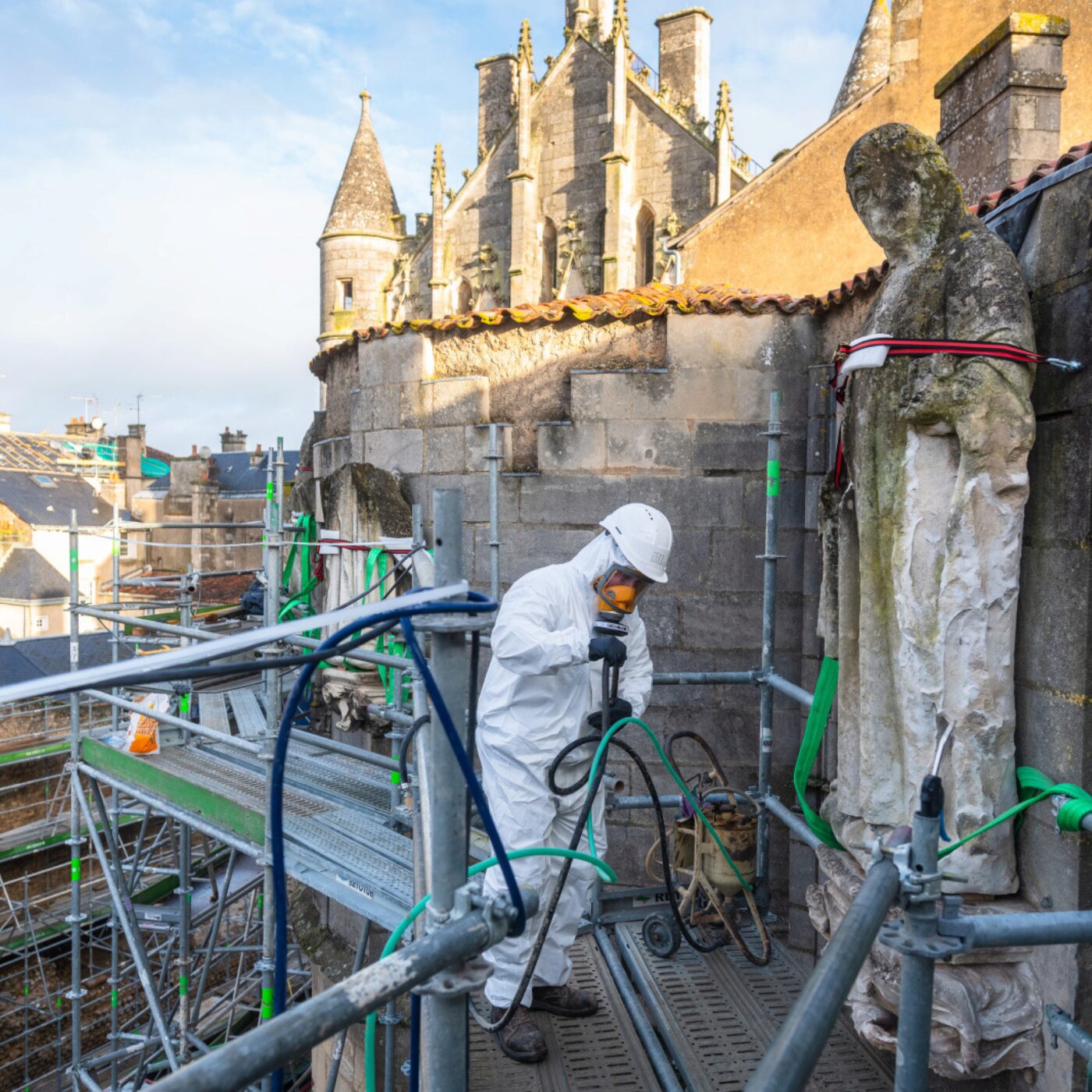 Chantier de restauration du Palais des ducs d'Aquitaine episode artwork