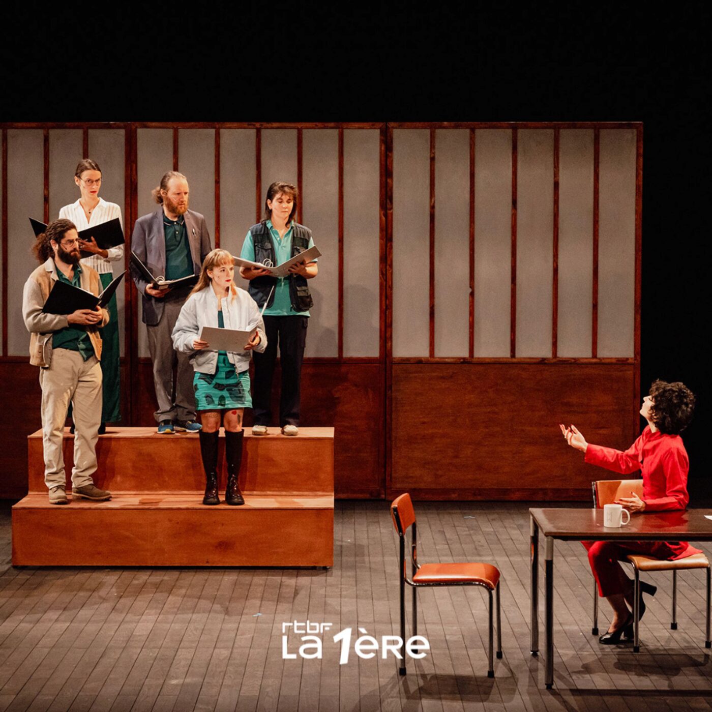 Gabriel Sparti et Laure Valentinelli pour "Menace chorale" au Théâtre Les Tanneurs episode artwork