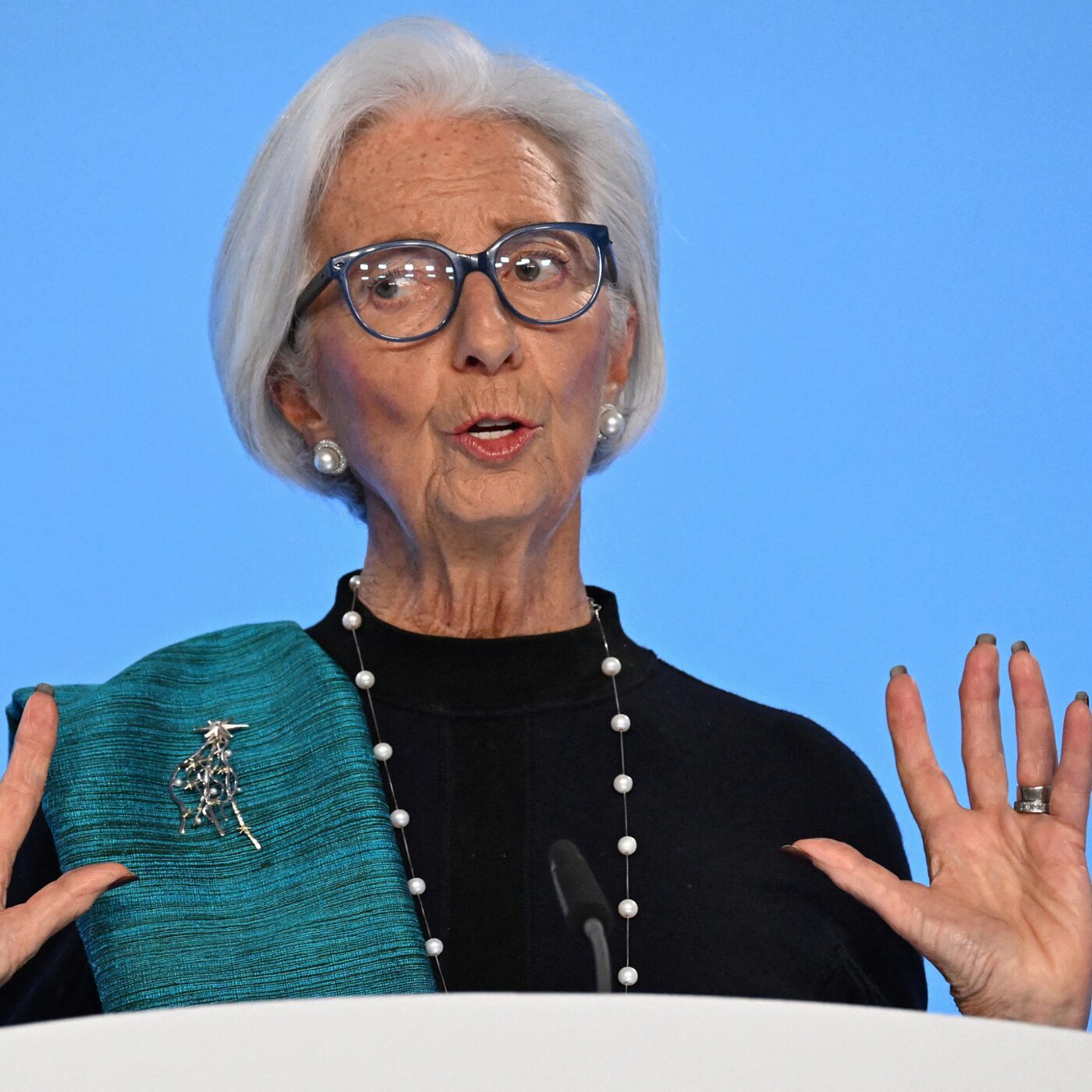 Christine Lagarde, présidente de la BCE, pointe le "degré d'incertitude créé par Donald Trump" episode artwork