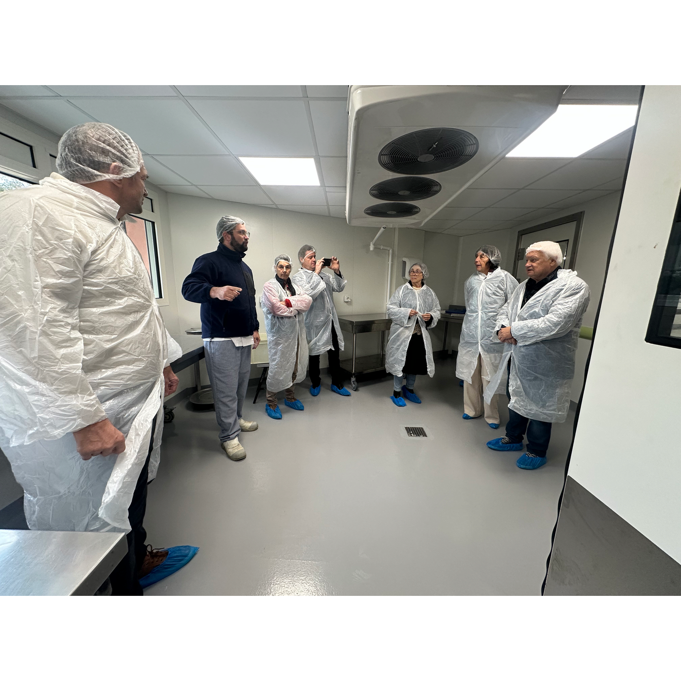 episode cover À Tarascon, les cuisines de l’EHPAD Jules Rousse rénovées pour plus de 700 000 euros, « C’est beaucoup plus agréable pour nous et pour les résidents »