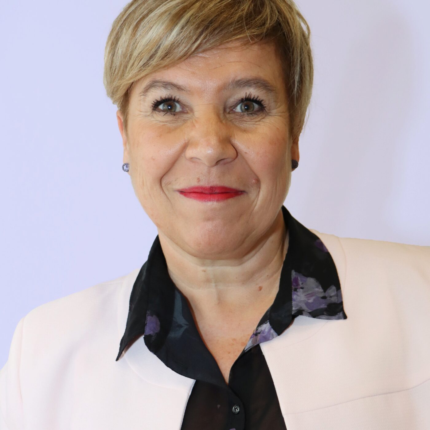 Le point sur la "transformation de la voie professionnelle", avec Murielle Murat, déléguée aux formations professionnelles dans l'académie de Clermont-Ferrand episode artwork