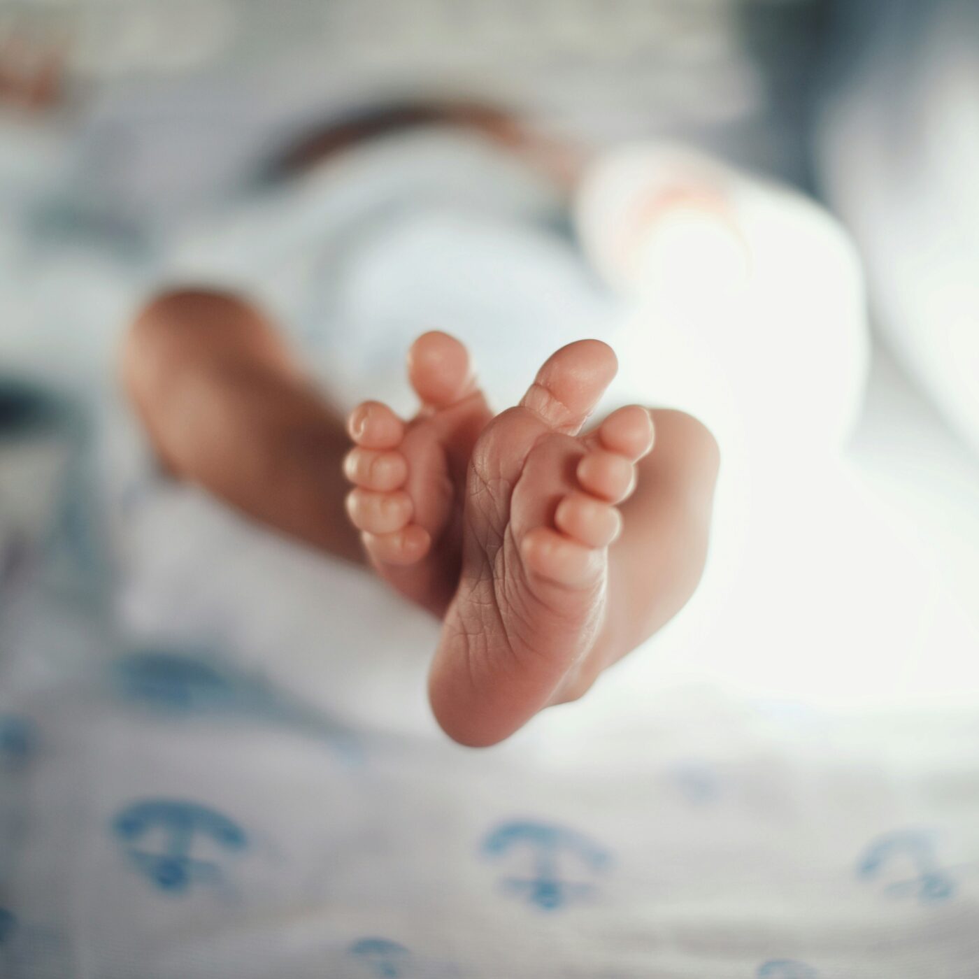 Perturbateurs endocriniens : quel impact sur les bébés ?