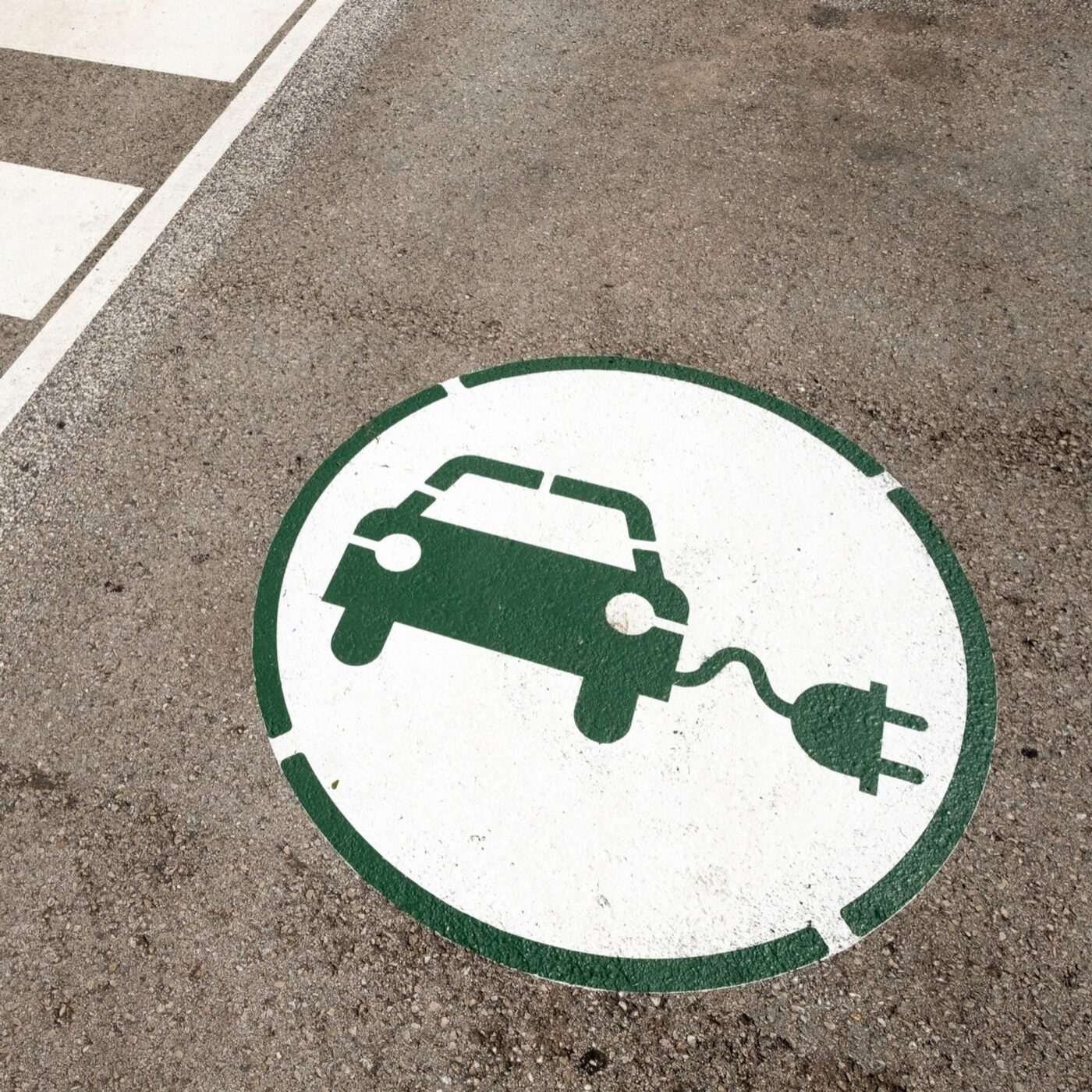 Voiture électrique : l'assouplissement européen, stratégie gagnante ou perte de temps ?