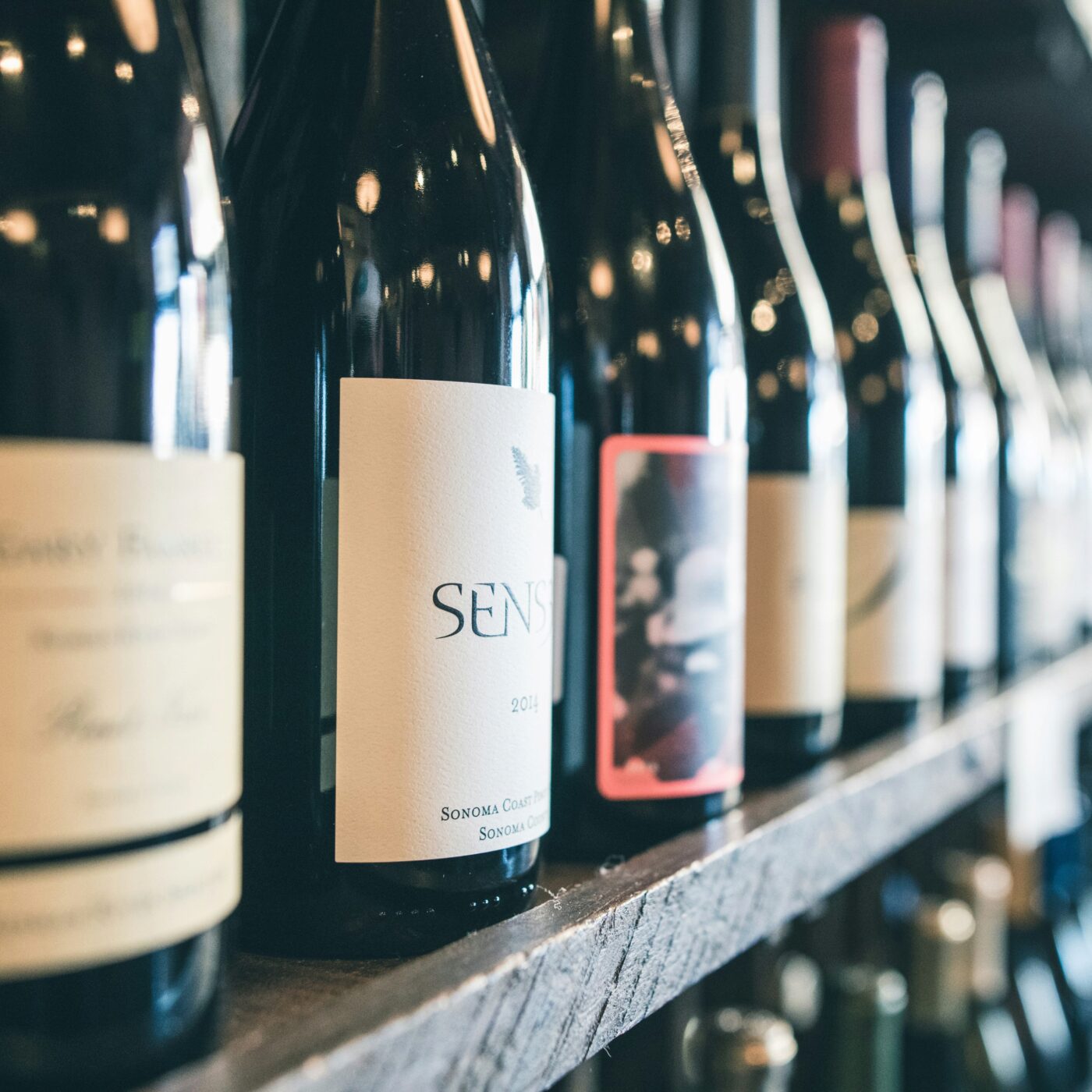 Banyuls, pineau, macvin... cet été, découvrez des appellations françaises ! episode artwork