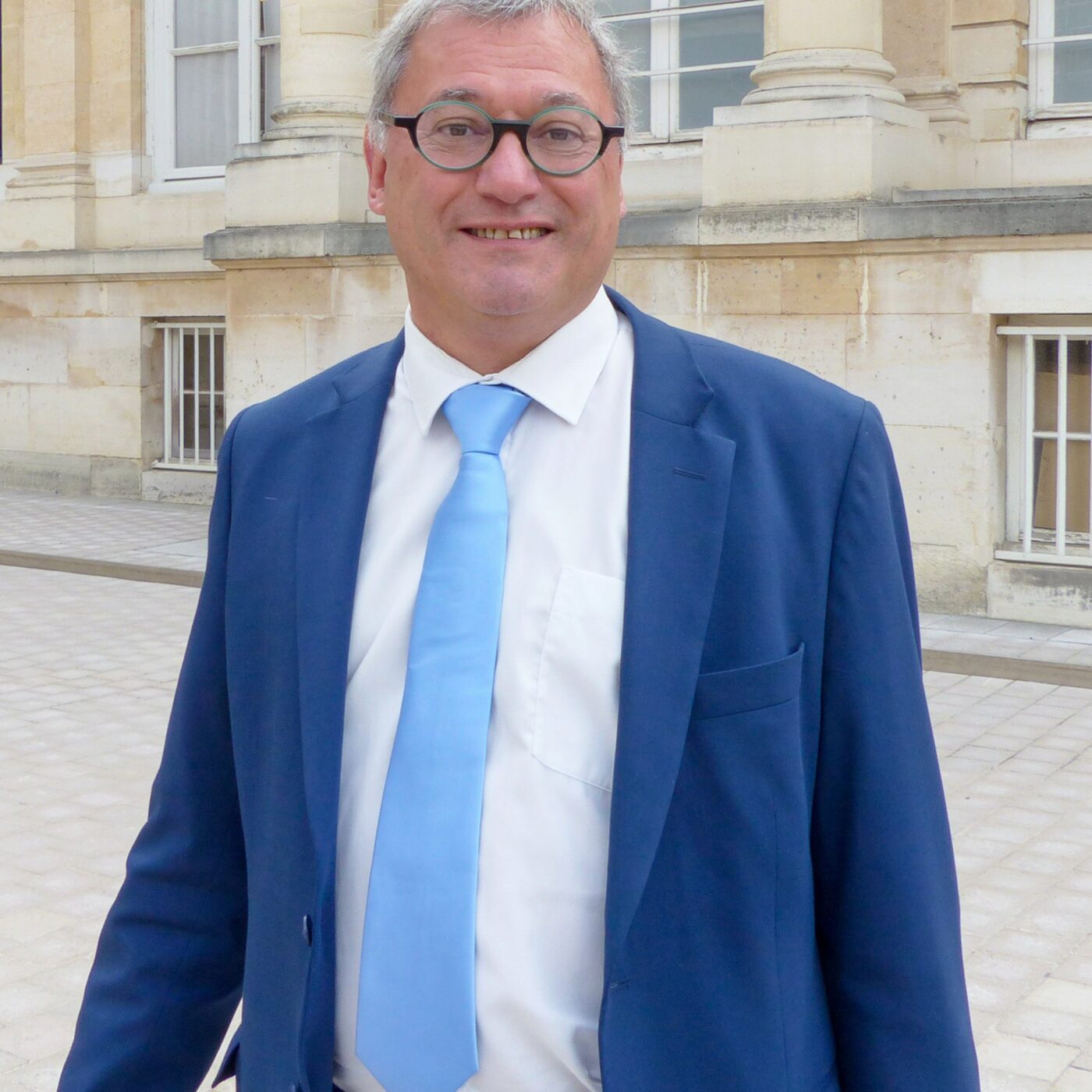 Le Député du Cher Nicolas Sansu votera contre la confiance du Premier Ministre episode artwork