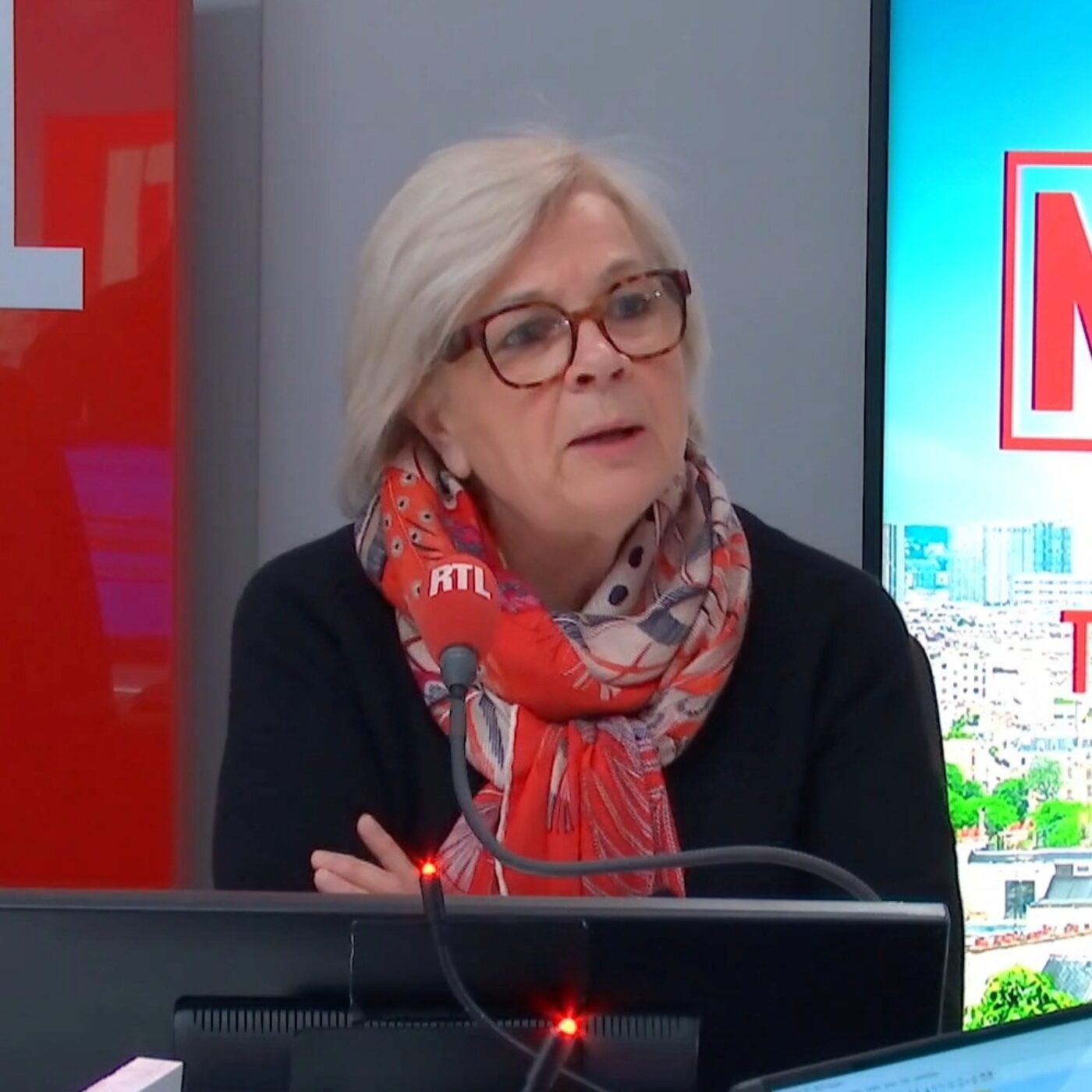 Catherine Vautrin répond à Donald Trump qui a qualifié de "planquées" les armées alliées en Afghanistan Catherine Vautrin répond à Donald Trump qui a qualifié de "planquées" les armées alliées en Afghanistan